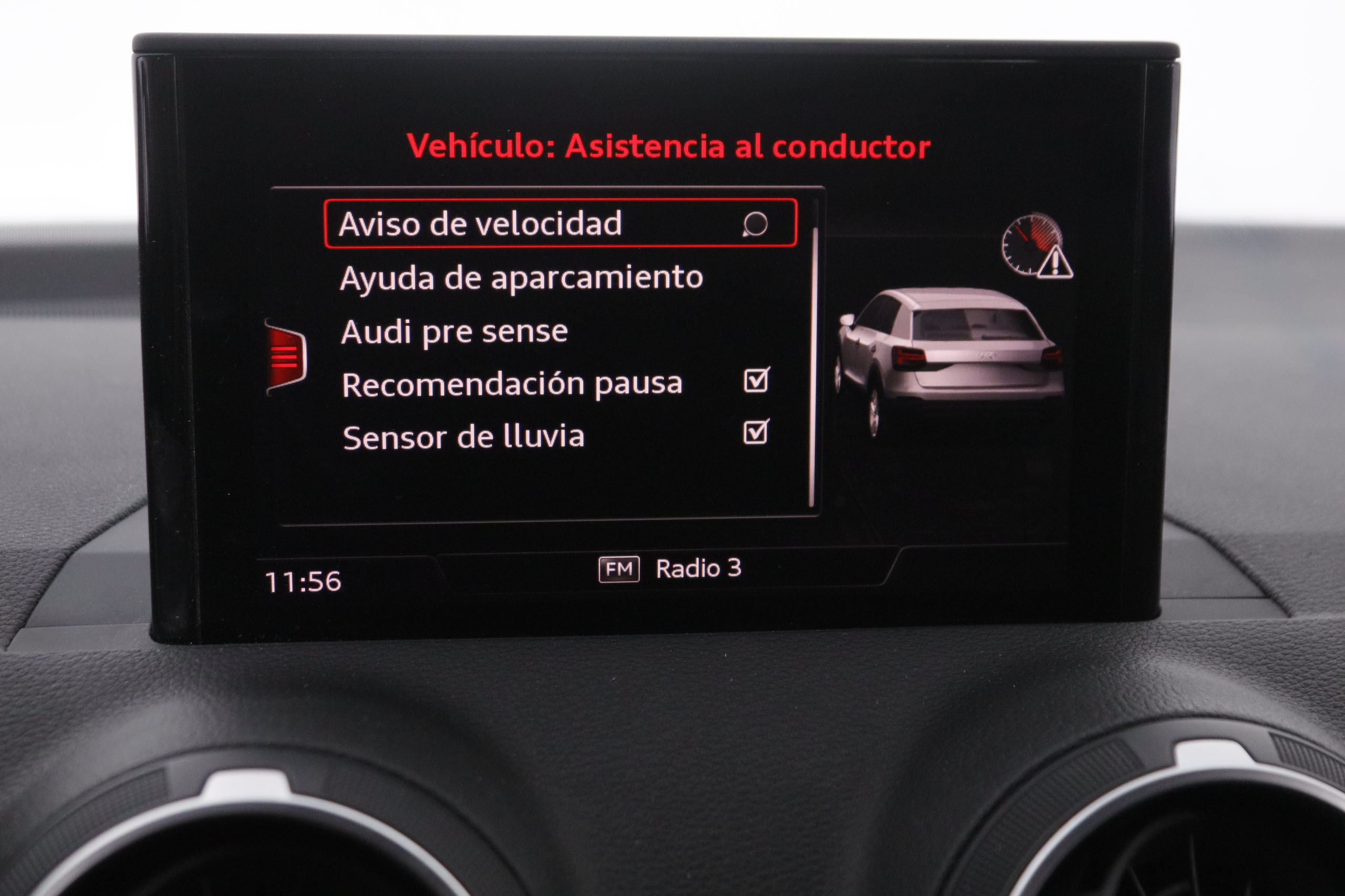 Audi Q2 30 TFSI DESIGN 116CV 5P # PARKTRONIC foto 20