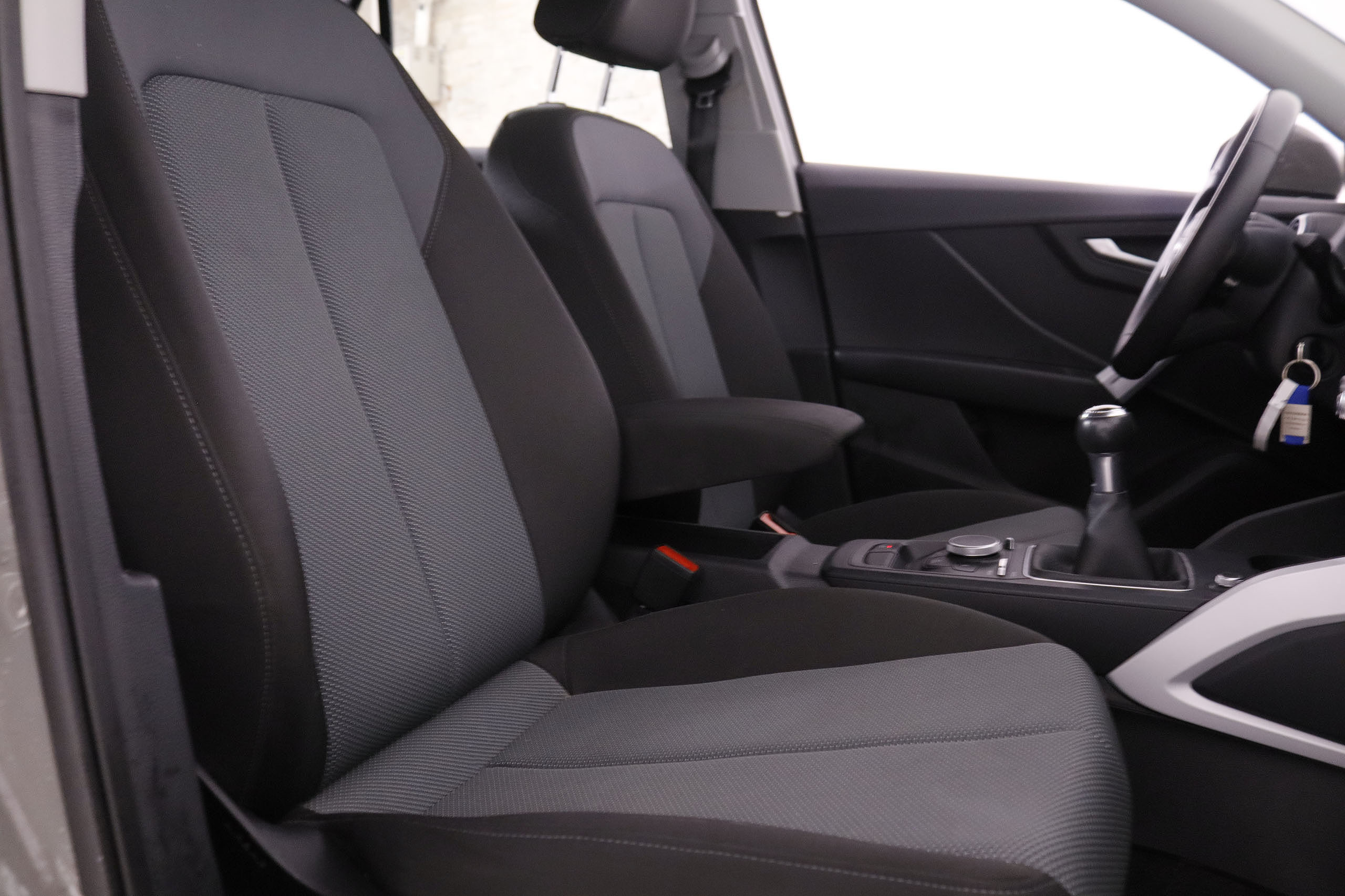 Audi Q2 30 TFSI DESIGN 116CV 5P # PARKTRONIC foto 24