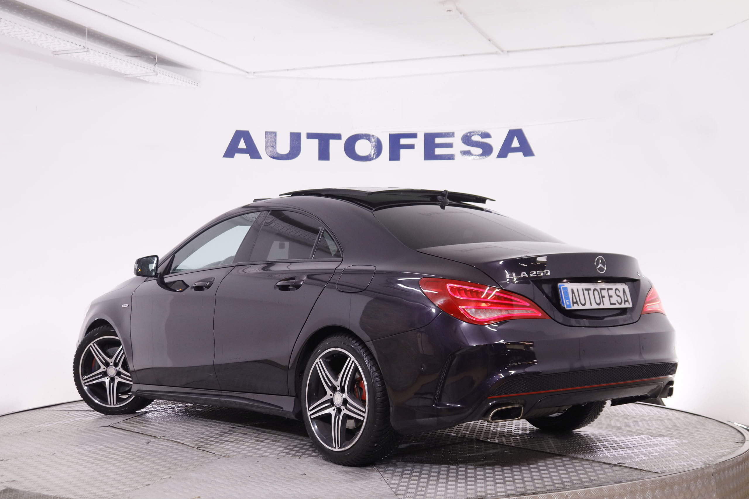Mercedes-benz Cla 250 CLASE CLA 250 4MATIC AMG LINE AUTO 211CV 4P #TECHO ELE,NAVY,BIXENON foto 9