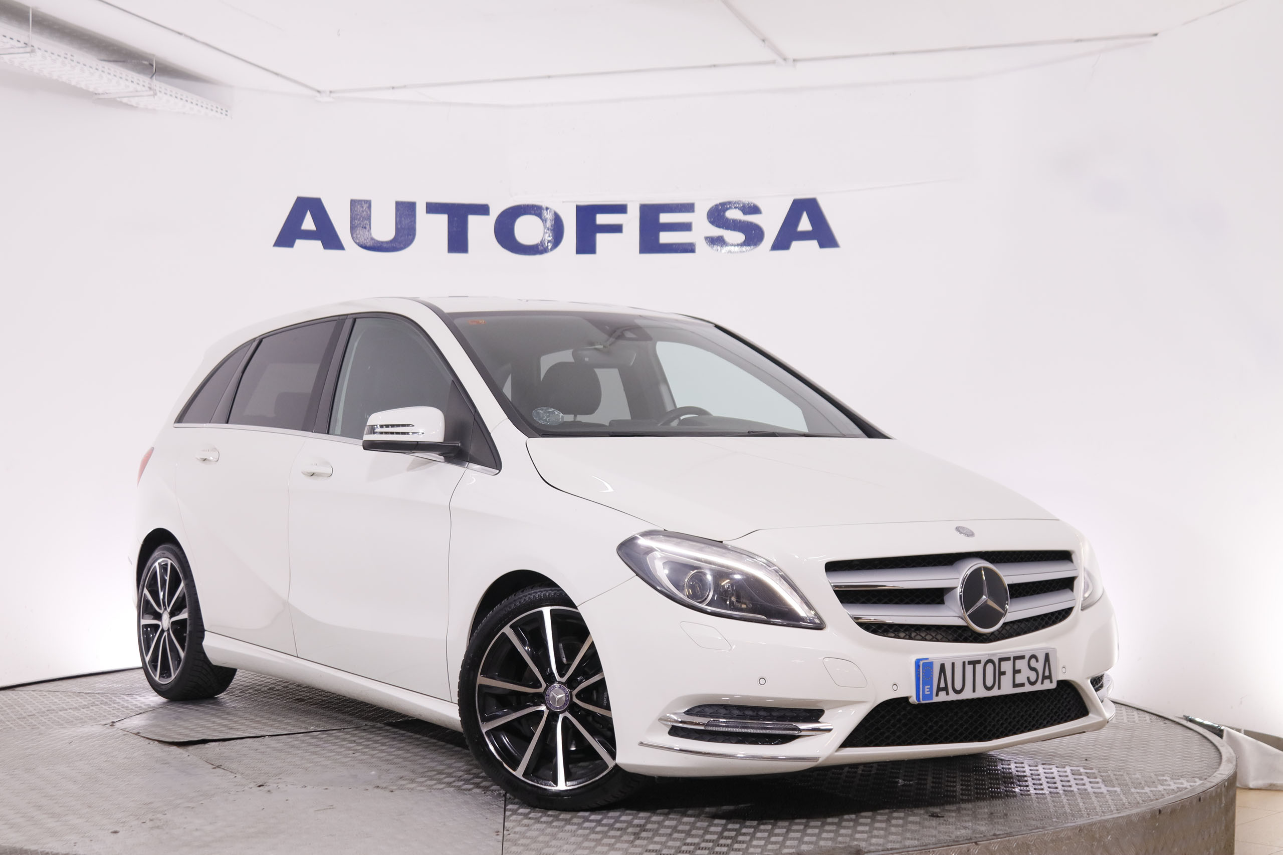 Mercedes-benz B 200 CLASE B 200 CDI SPORT AUTO 136CV 5P # NAVY,BIXENON,PARKTORNIC foto 3