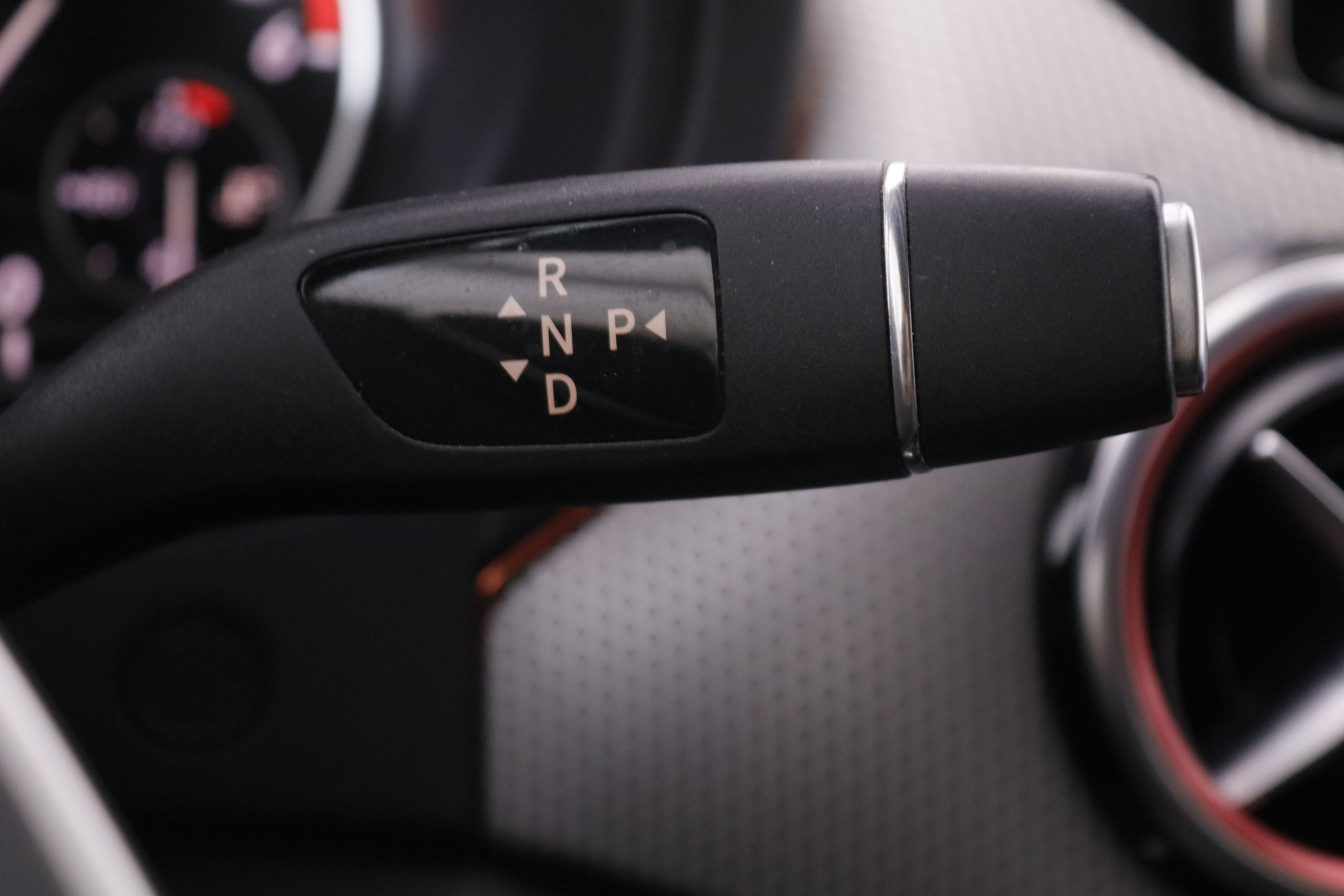 Mercedes-benz B 200 CLASE B 200 CDI SPORT AUTO 136CV 5P # NAVY,BIXENON,PARKTORNIC foto 18