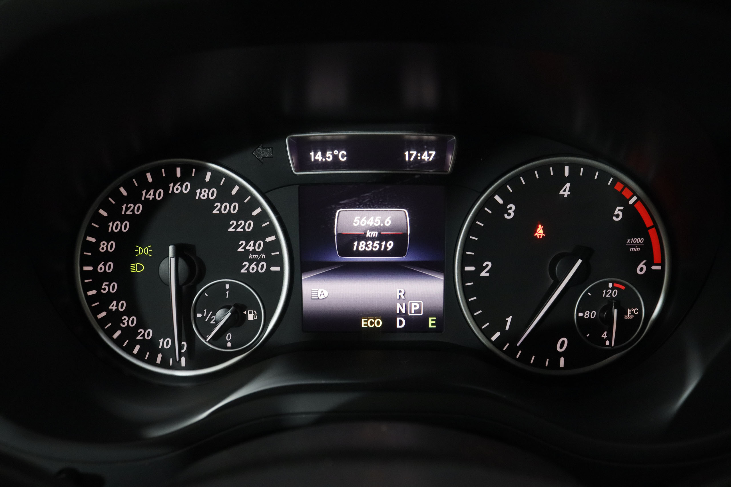 Mercedes-benz B 200 CLASE B 200 CDI SPORT AUTO 136CV 5P # NAVY,BIXENON,PARKTORNIC foto 21