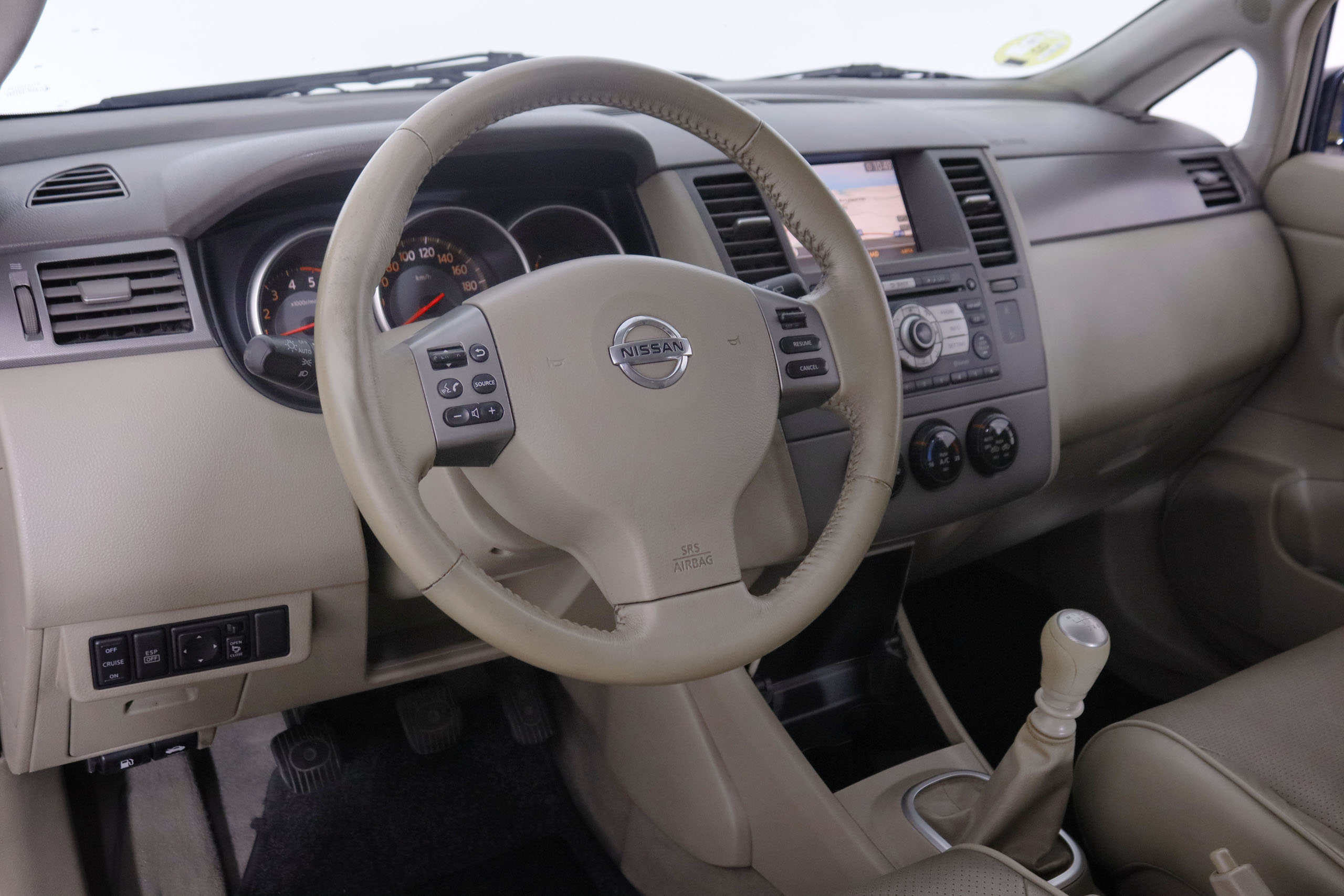 Nissan Tiida TIIDA 1.5 DCI TEKNA 105CV 5P foto 15