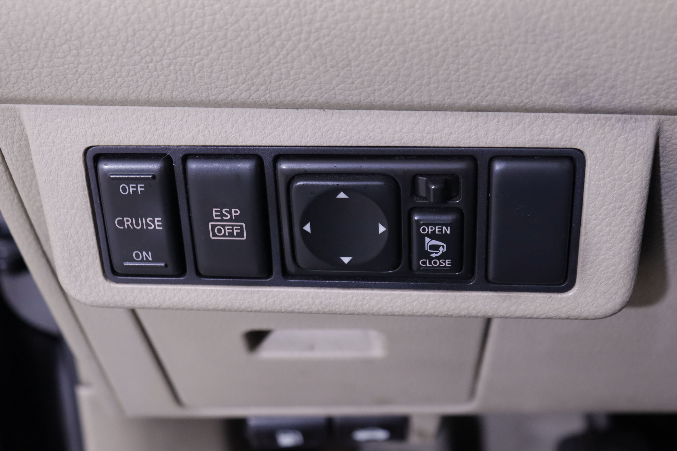 Nissan Tiida TIIDA 1.5 DCI TEKNA 105CV 5P foto 23