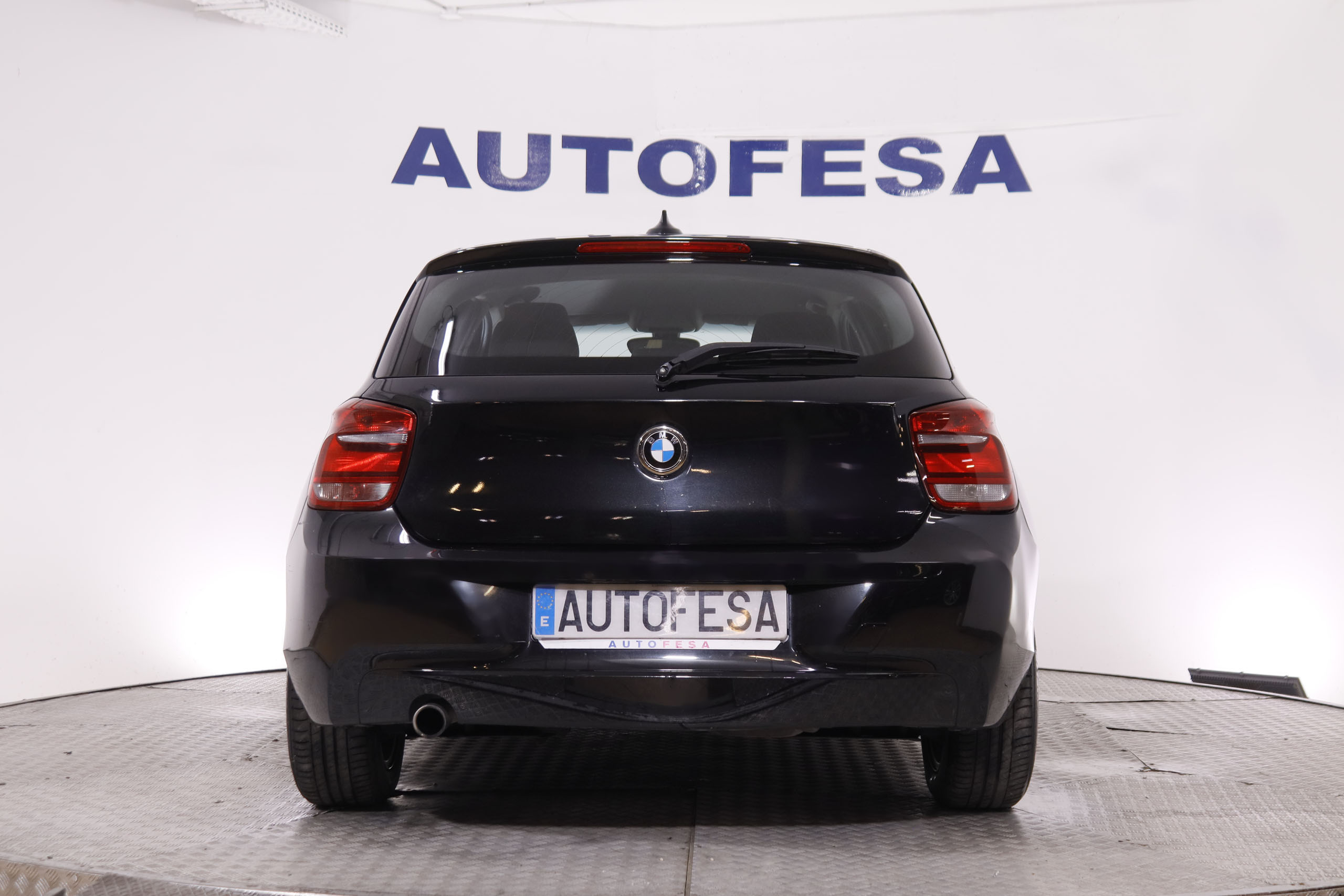 BMW 114 SERIE 1 114D 102CV 5P foto 7