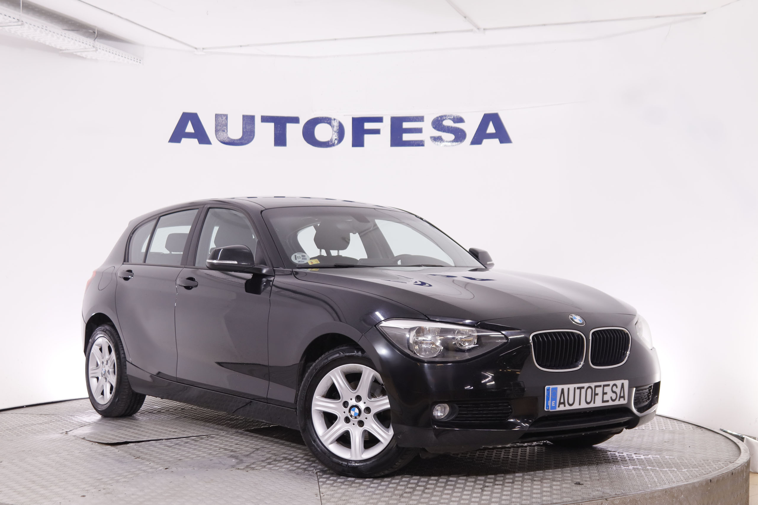 BMW 114 SERIE 1 114D 102CV 5P foto 3