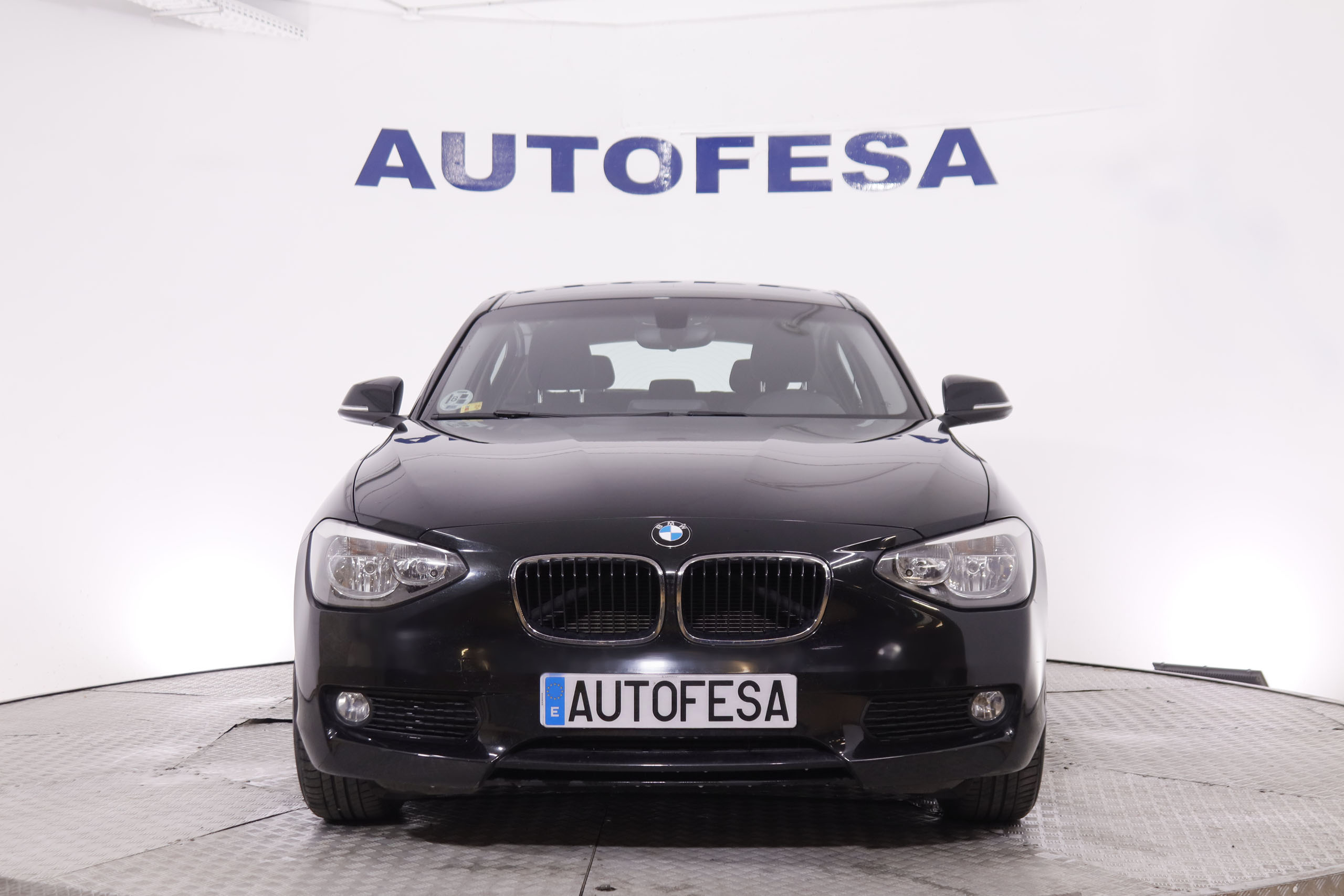 BMW 114 SERIE 1 114D 102CV 5P foto 2