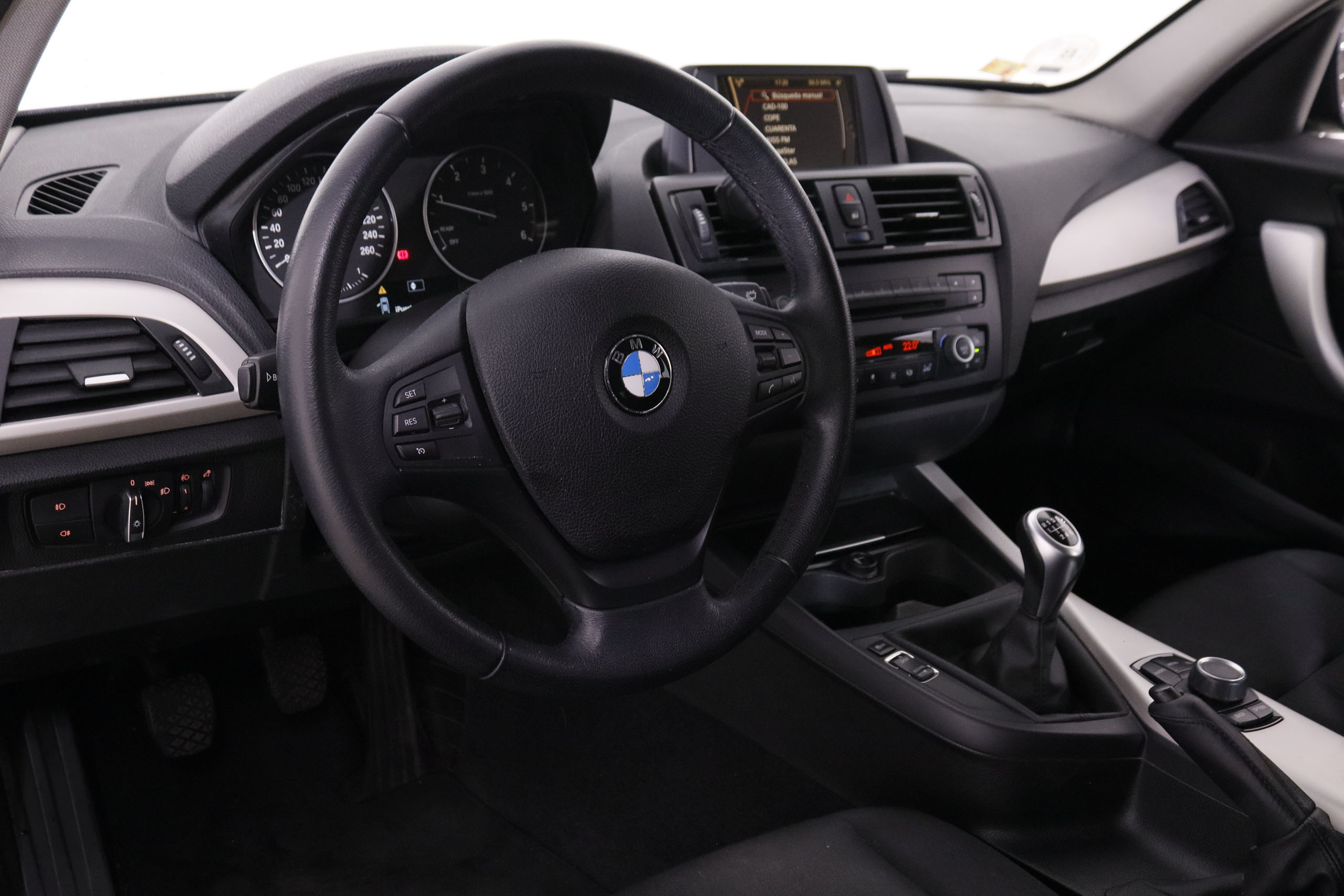 BMW 114 SERIE 1 114D 102CV 5P foto 14