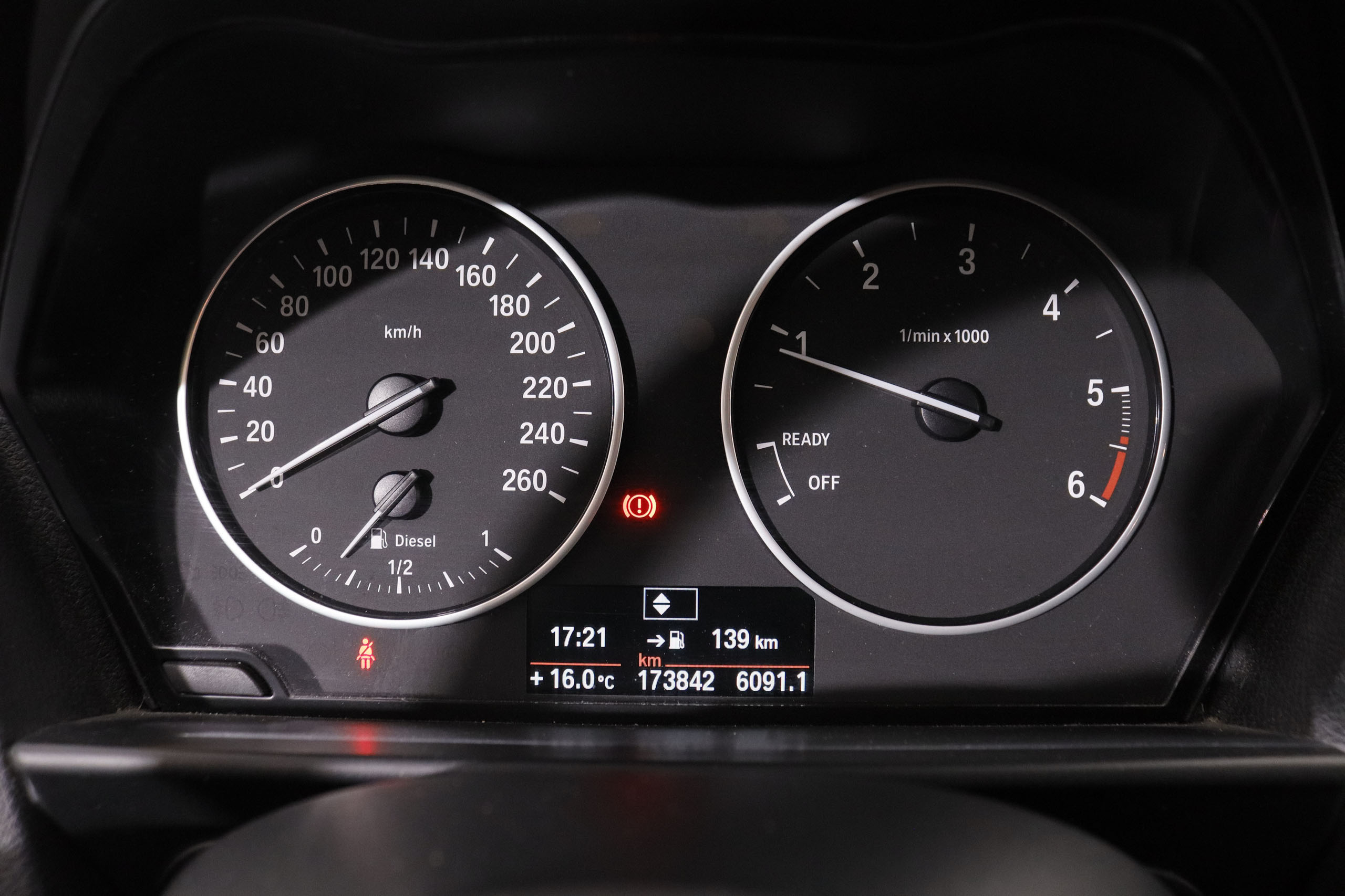 BMW 114 SERIE 1 114D 102CV 5P foto 19