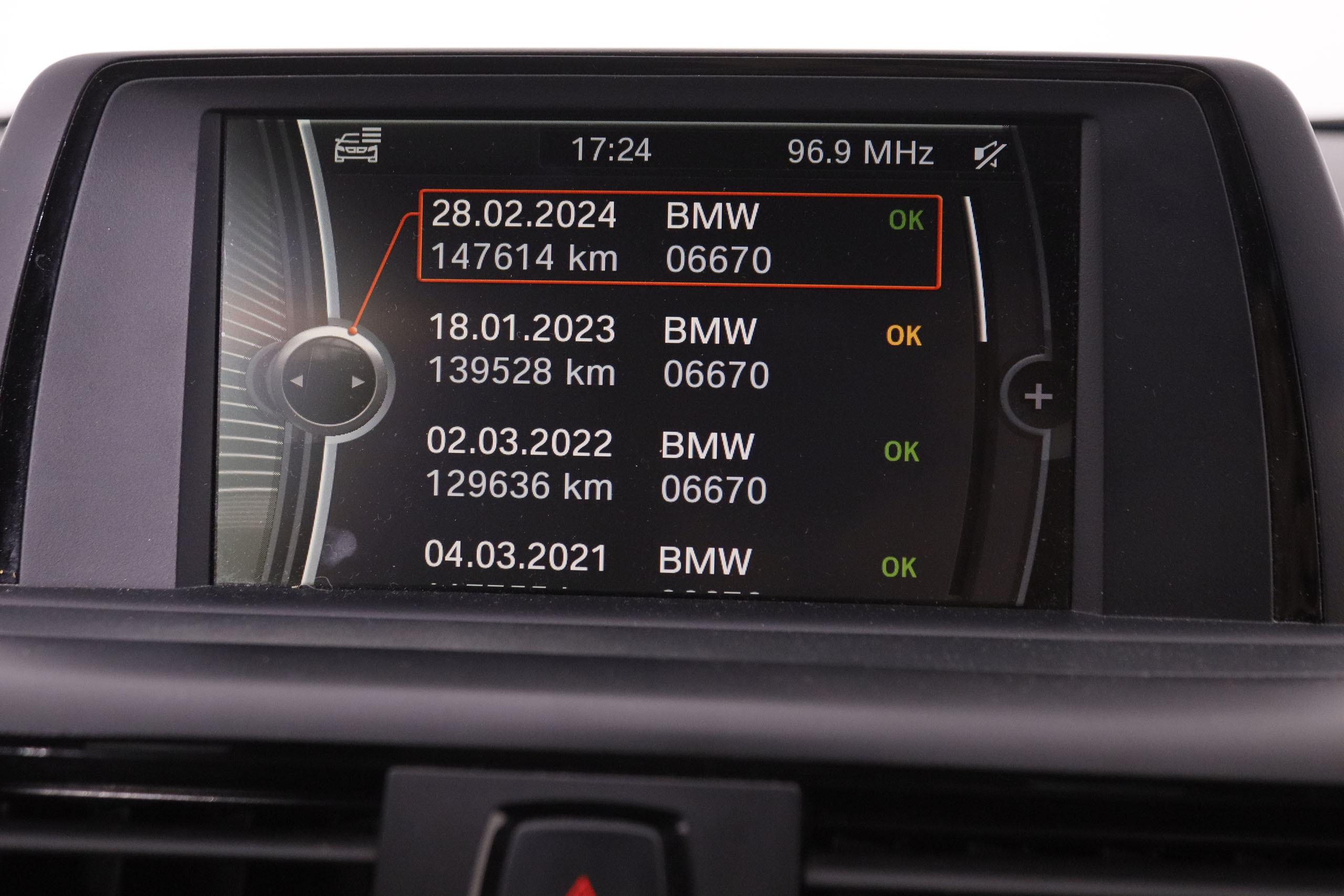 BMW 114 SERIE 1 114D 102CV 5P foto 24