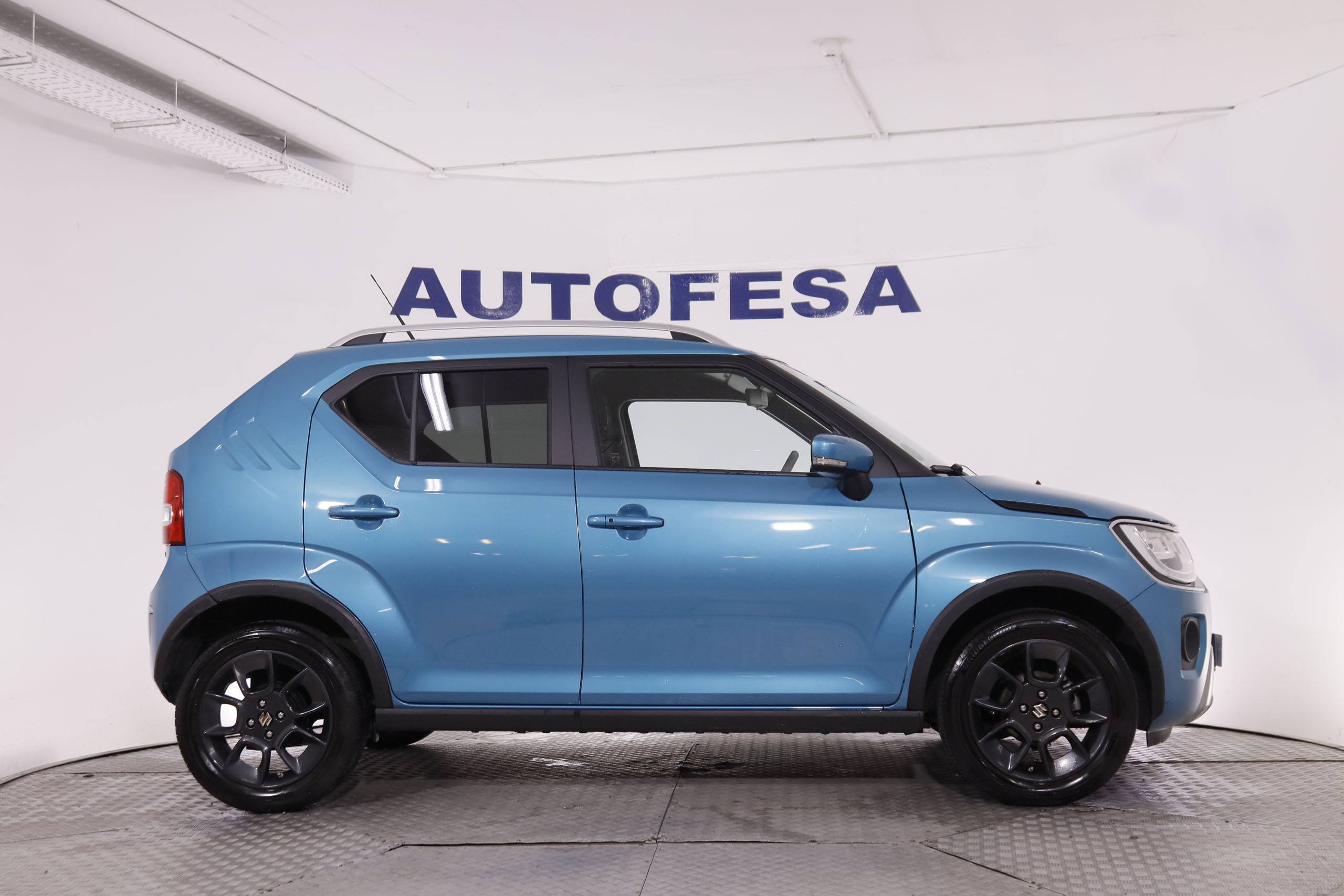 Suzuki Ignis 1.2 GLX 4WD MILD HYBRID 83CV 5P # IVA DEDUCIBLE,CAMARA TRASERA,FAROS LED foto 13