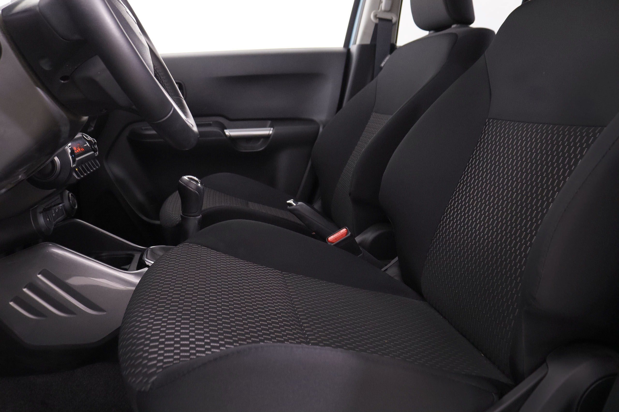 Suzuki Ignis 1.2 GLX 4WD MILD HYBRID 83CV 5P # IVA DEDUCIBLE,CAMARA TRASERA,FAROS LED foto 27