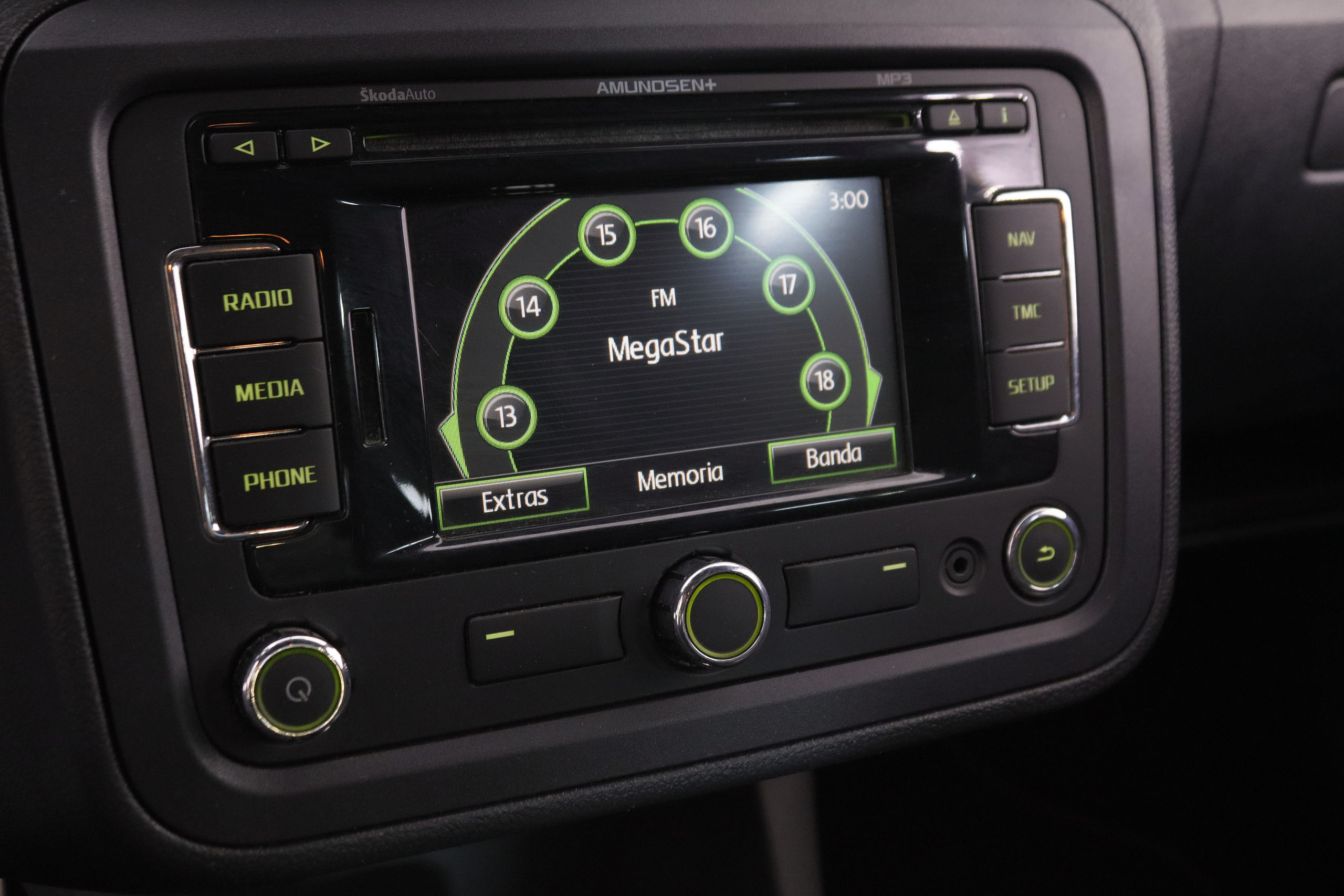 Skoda Fabia 1.4 TSI RS DSG 180cv 5P # NAVEGACION foto 20