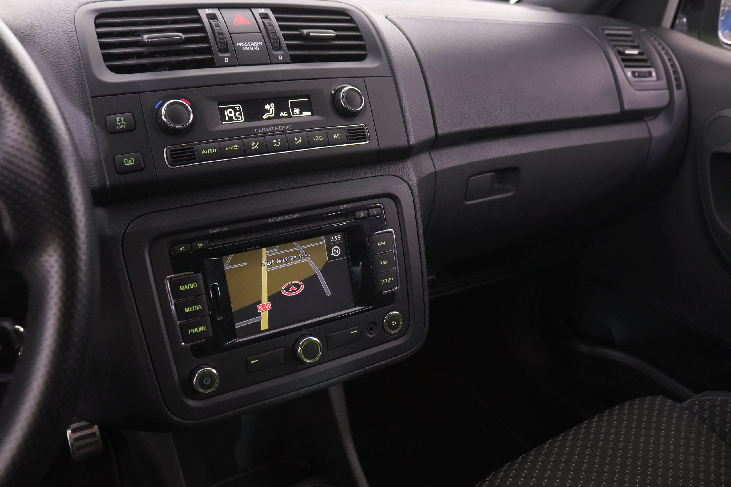 Skoda Fabia 1.4 TSI RS DSG 180cv 5P # NAVEGACION foto 19