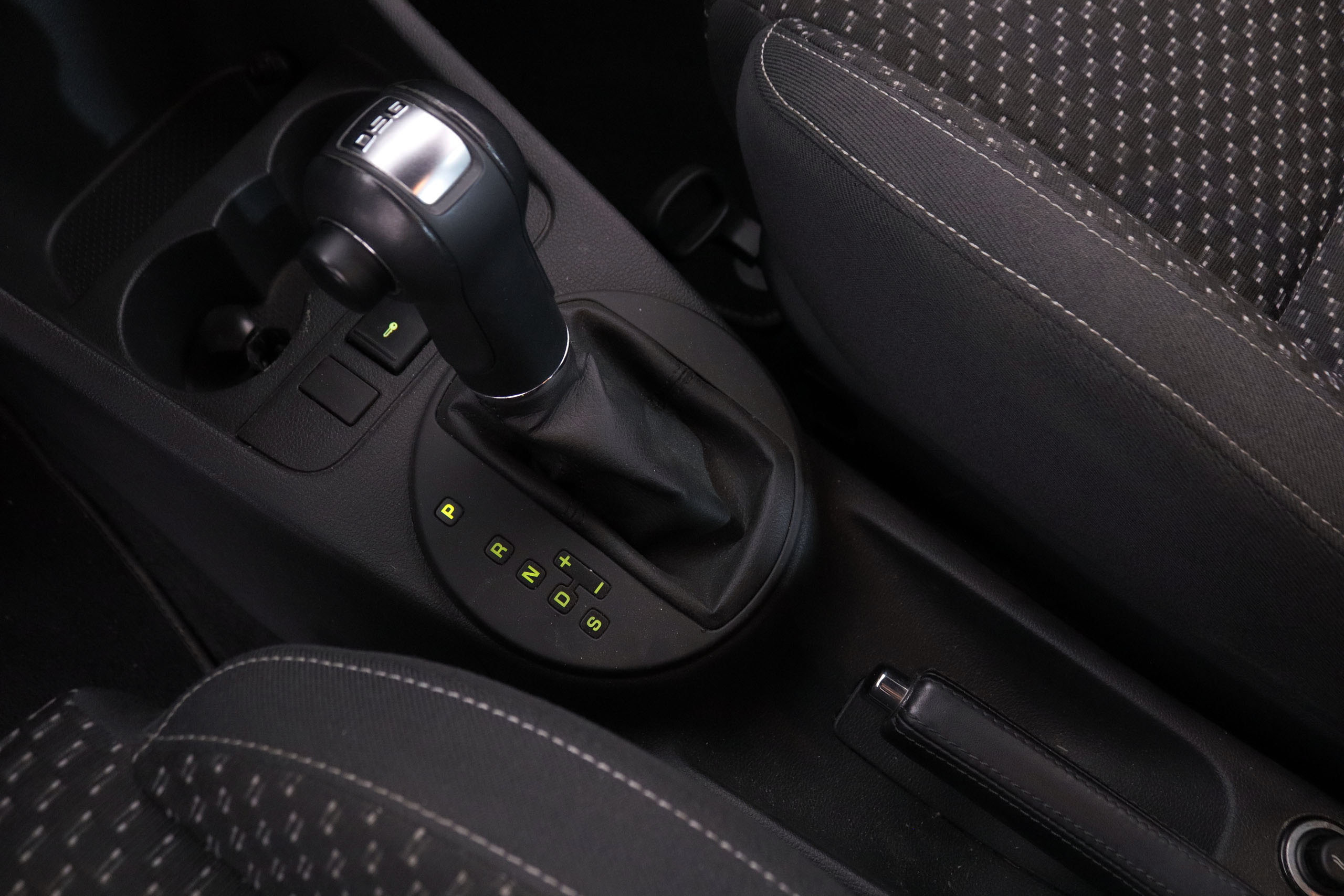 Skoda Fabia 1.4 TSI RS DSG 180cv 5P # NAVEGACION foto 24