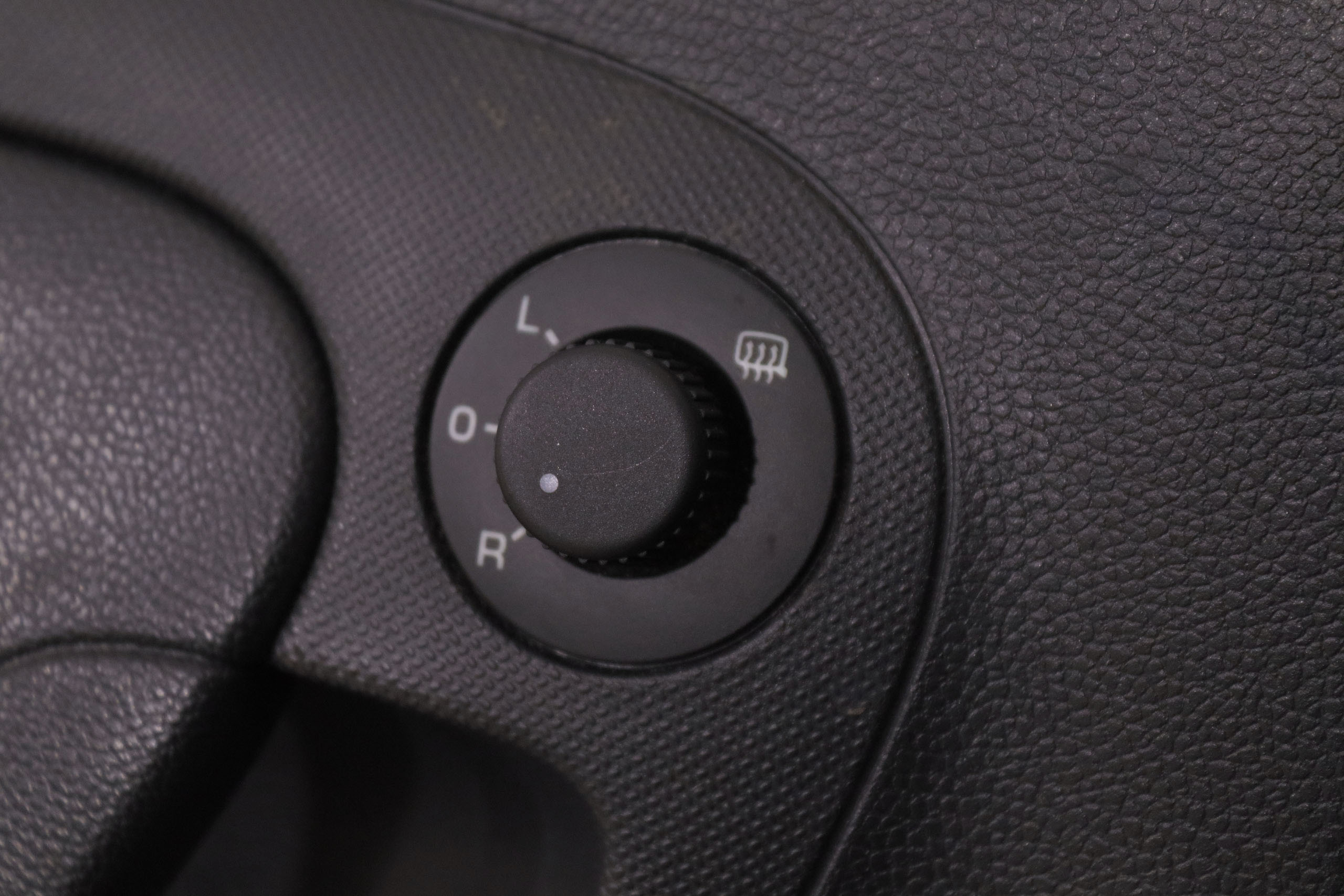 Skoda Fabia 1.4 TSI RS DSG 180cv 5P # NAVEGACION foto 23