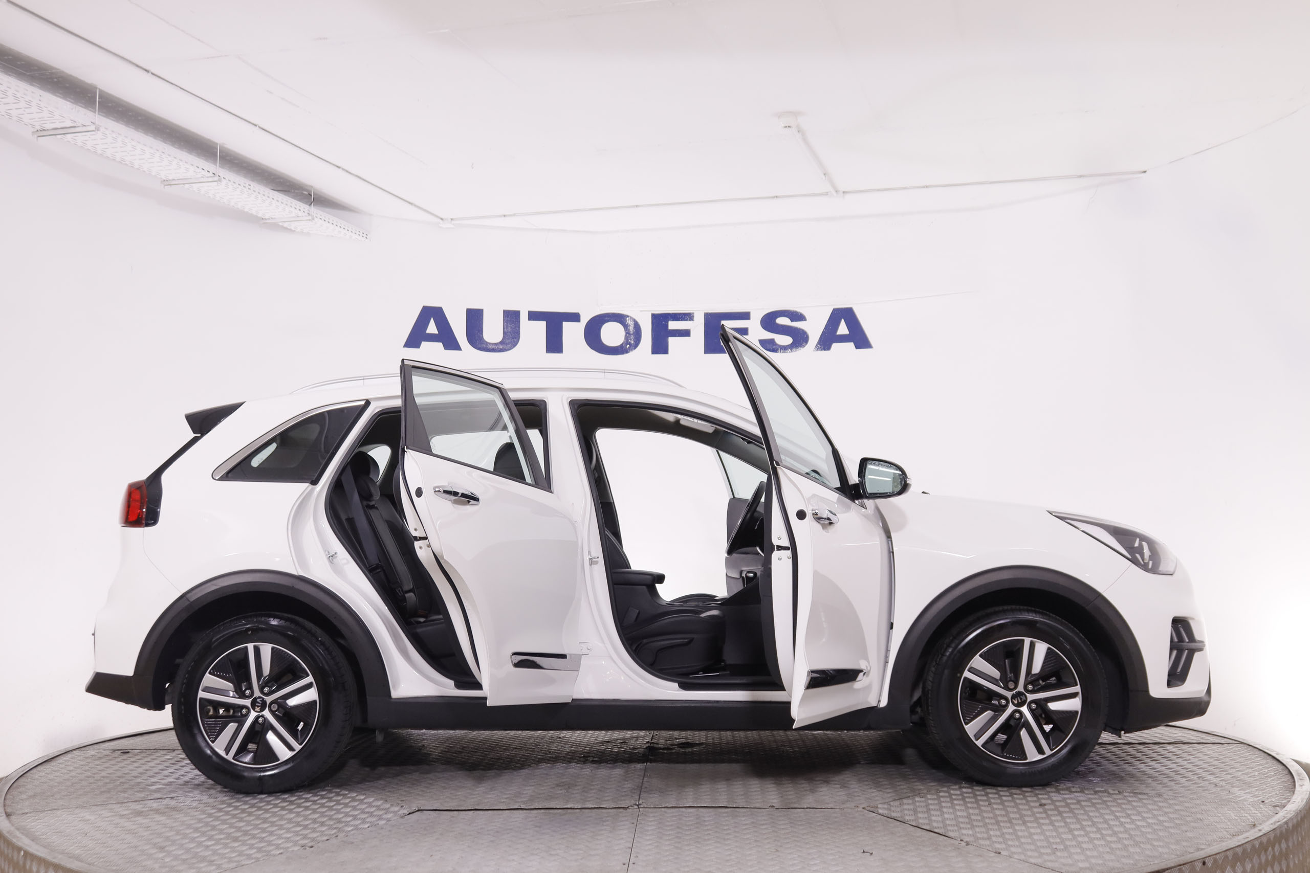 Kia Niro 1.6 GDI PHEV DRIVE AUTO 141CV 5P # GARANTIA FABRICA 05/2027,IVA DEDUCIBLE,NAVY,CAMARA TRASERA,PARKTRONIC foto 13