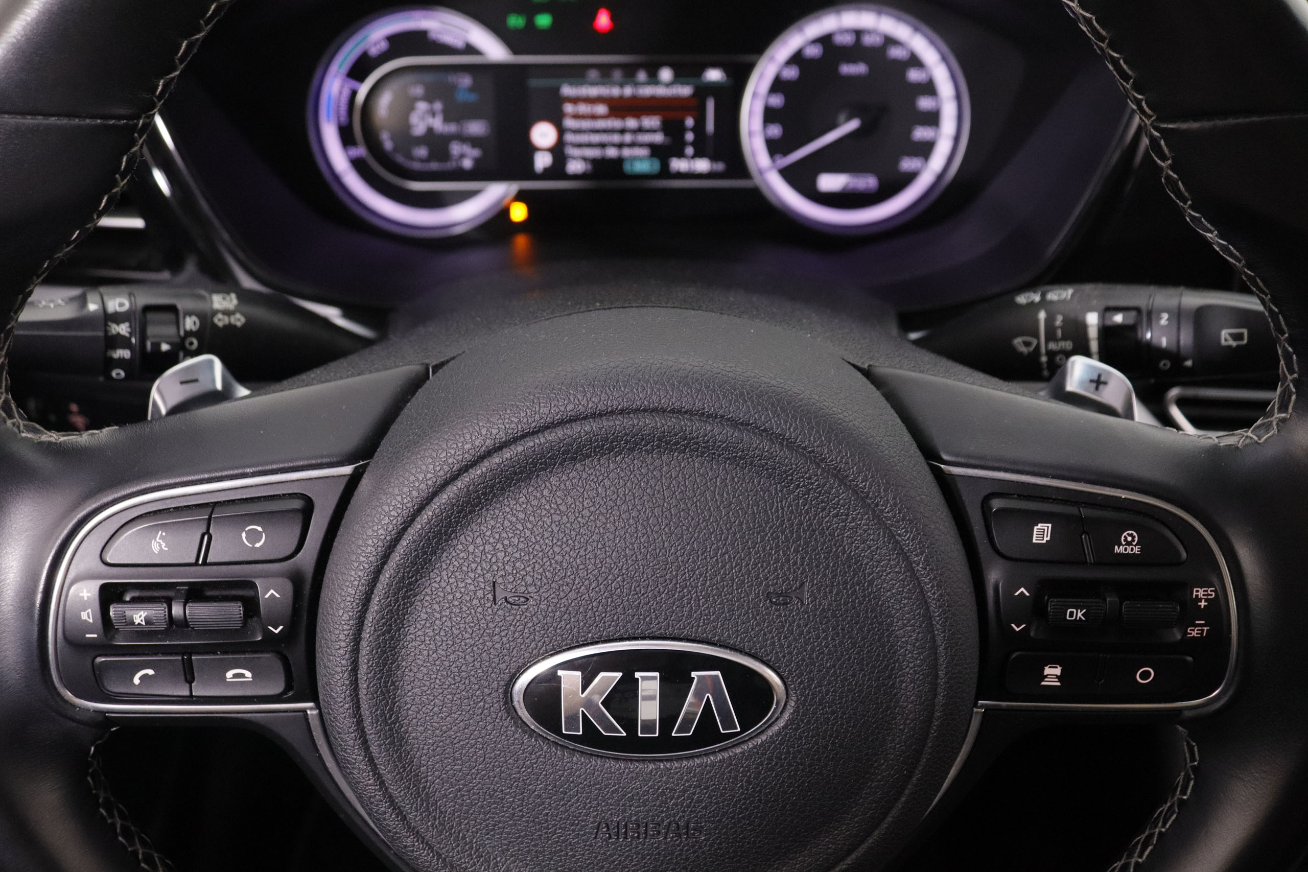 Kia Niro 1.6 GDI PHEV DRIVE AUTO 141CV 5P # GARANTIA FABRICA 05/2027,IVA DEDUCIBLE,NAVY,CAMARA TRASERA,PARKTRONIC foto 17