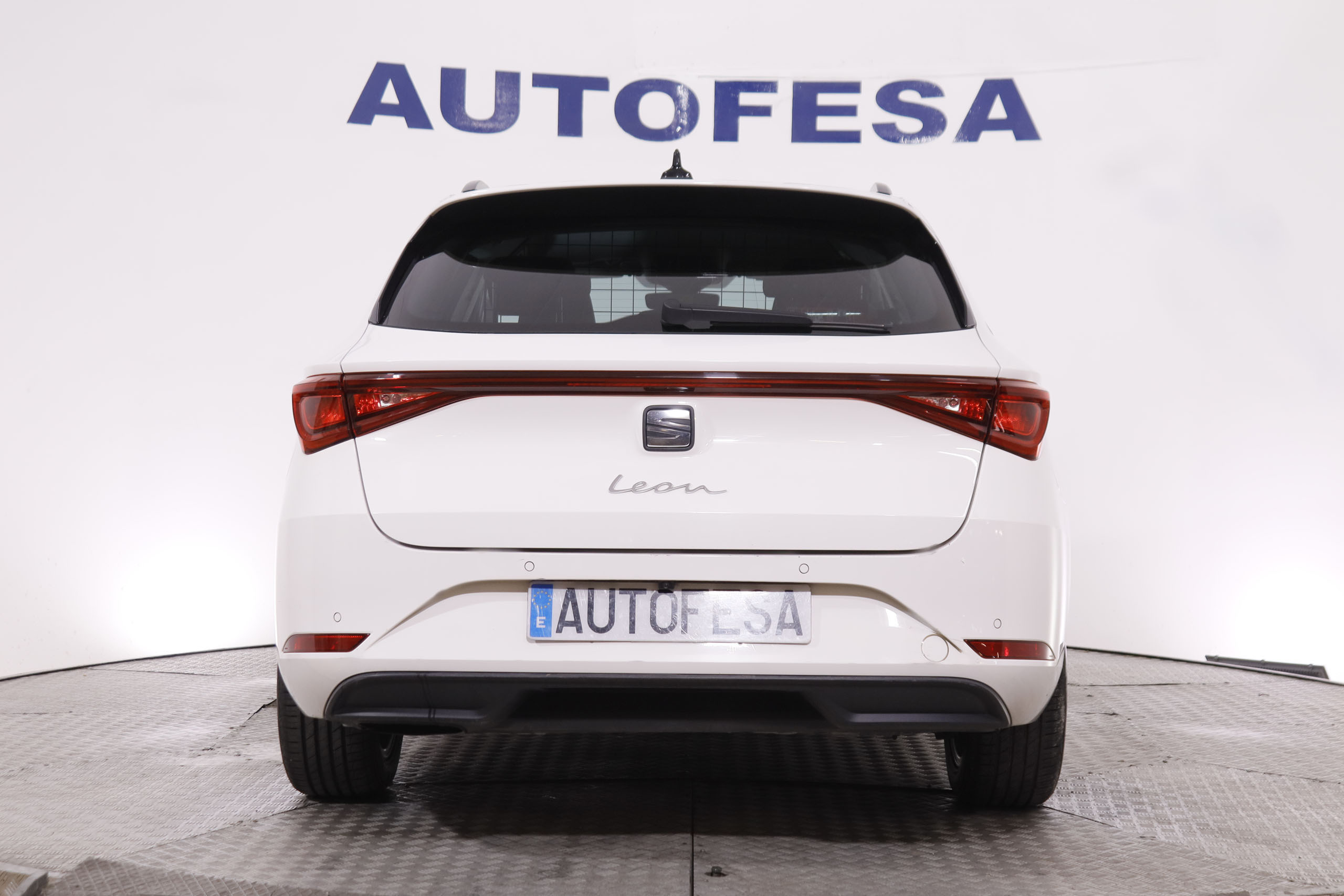 Seat Leon 1.eTSI STYLE DSG AUTO 110CV 5P # IVA DEDUCIBLE,NAVEGACION,CAMARA TRASERA,PARKTRONIC,FAROS LED foto 7