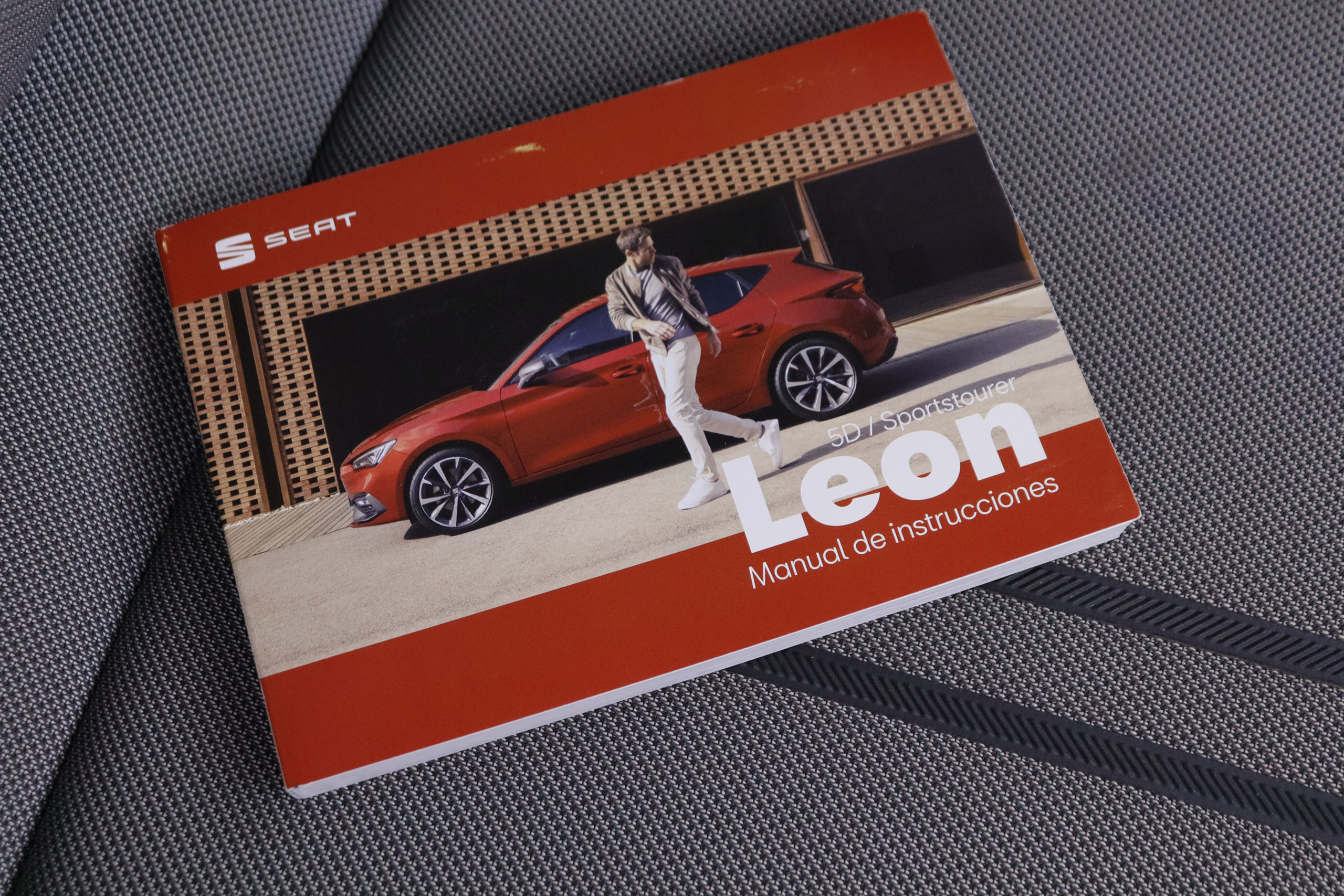 Seat Leon 1.eTSI STYLE DSG AUTO 110CV 5P # IVA DEDUCIBLE,NAVEGACION,CAMARA TRASERA,PARKTRONIC,FAROS LED foto 35