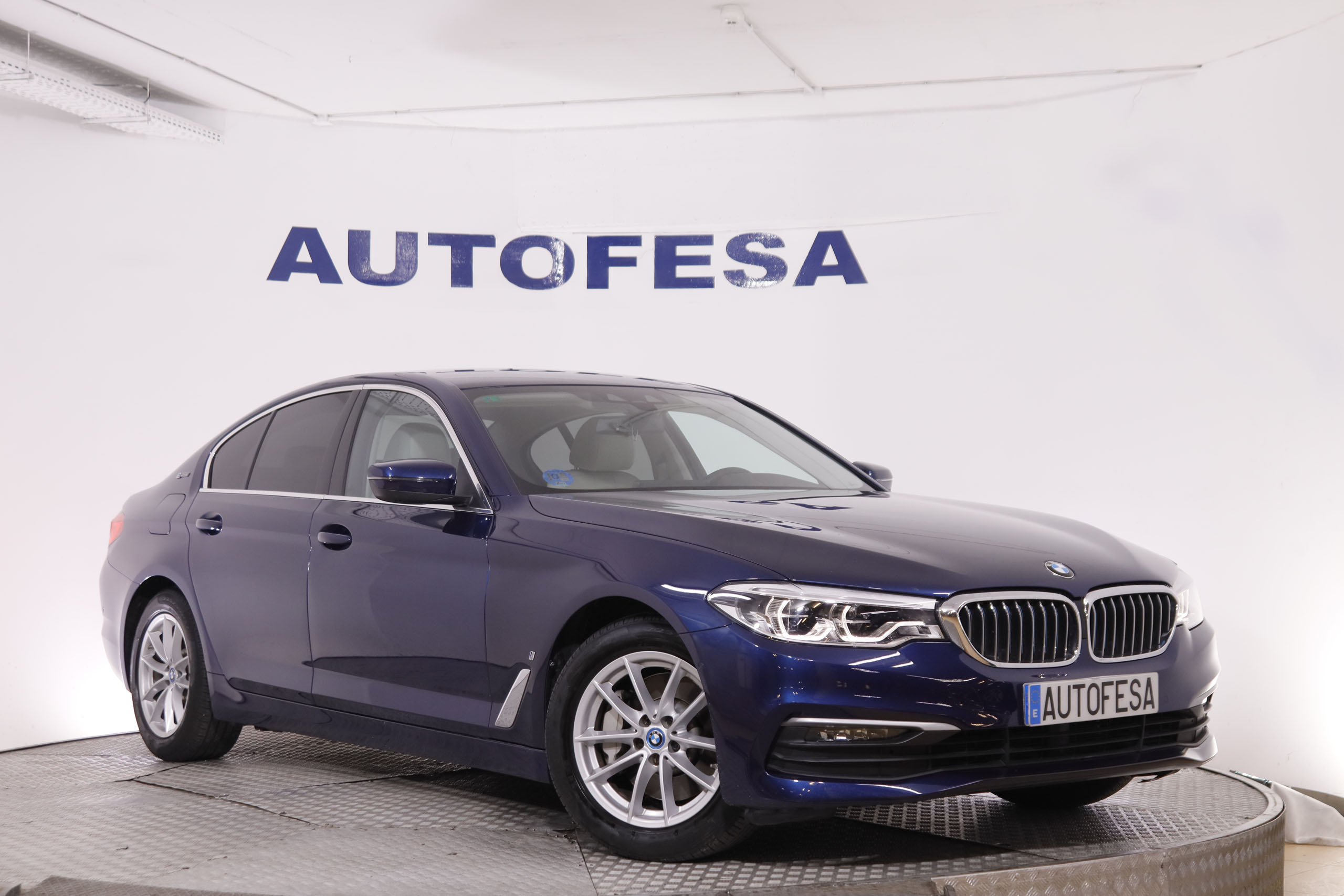 BMW 530 SERIE 5 530e iPERFORMANCE 252CV AUTO 4P  # NAVY,CUERO,FAROS LED foto 11