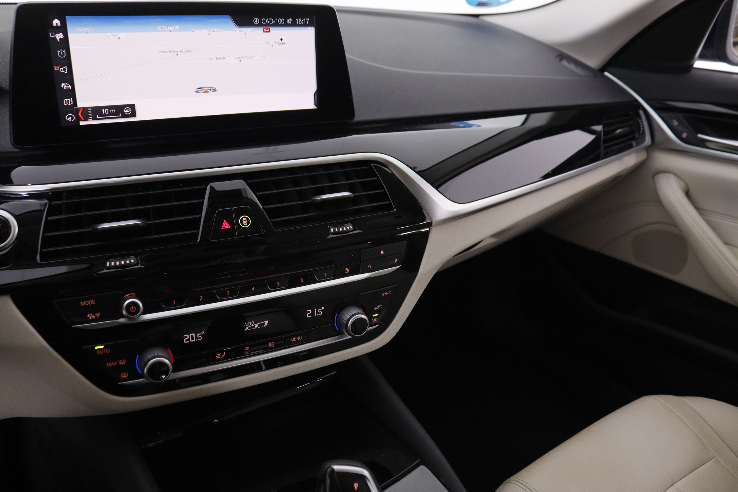 BMW 530 SERIE 5 530e iPERFORMANCE 252CV AUTO 4P  # NAVY,CUERO,FAROS LED foto 15