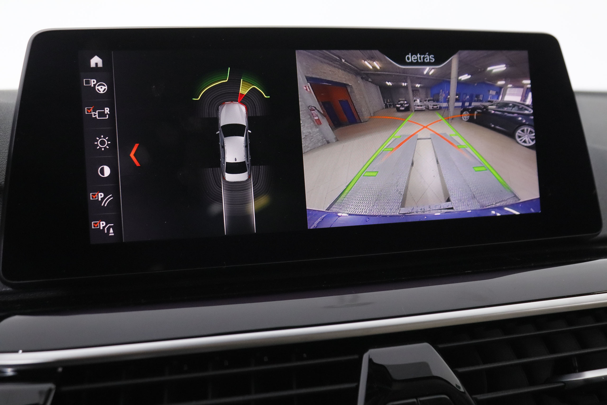 BMW 530 SERIE 5 530e iPERFORMANCE 252CV AUTO 4P  # NAVY,CUERO,FAROS LED foto 24