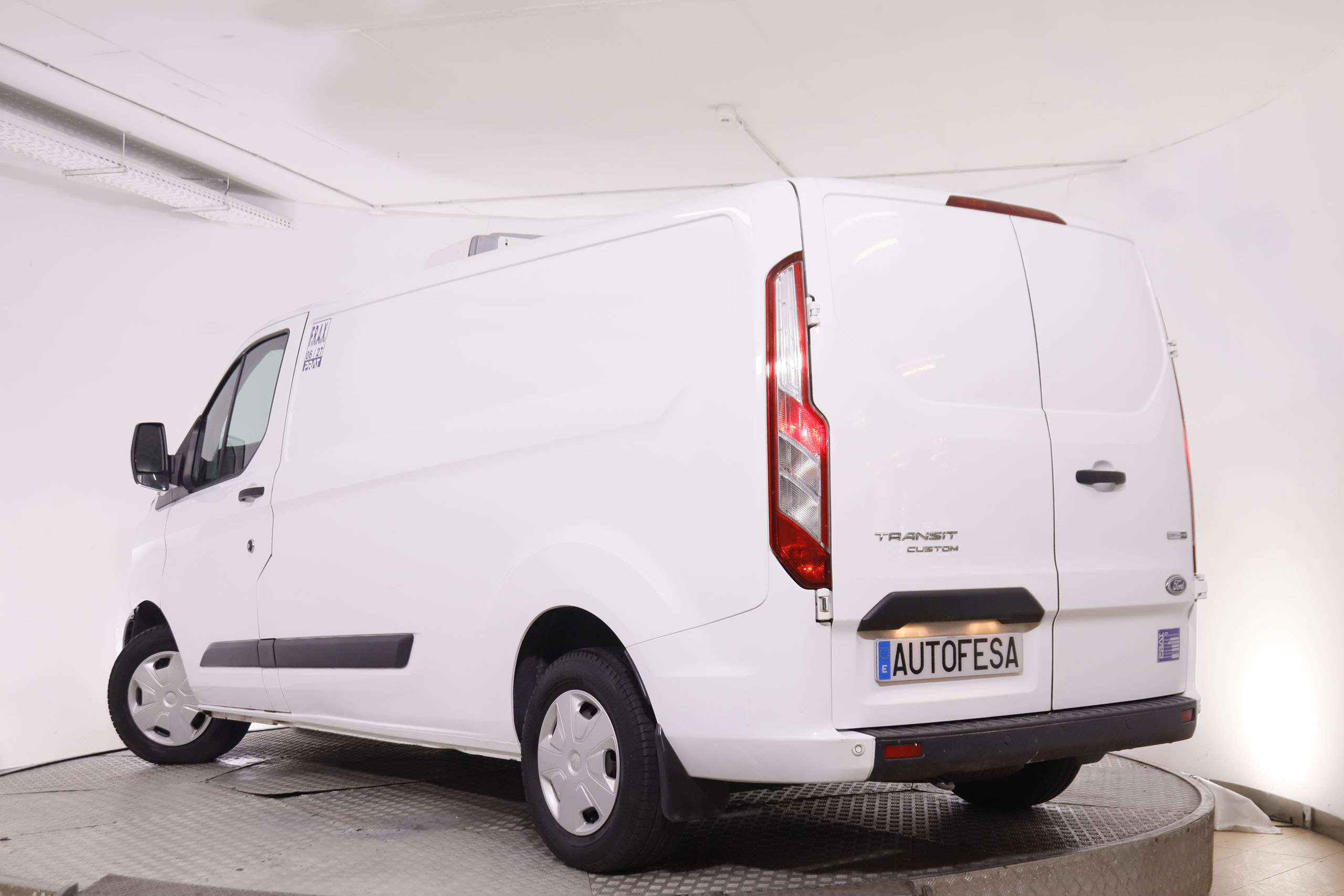 Ford Transit  Custom 2.0 ECOBLUE HYBRID L2H1 130CV 3P REFRIGERADO # IVA DEDUCIBLE,PARKTORNIC foto 9