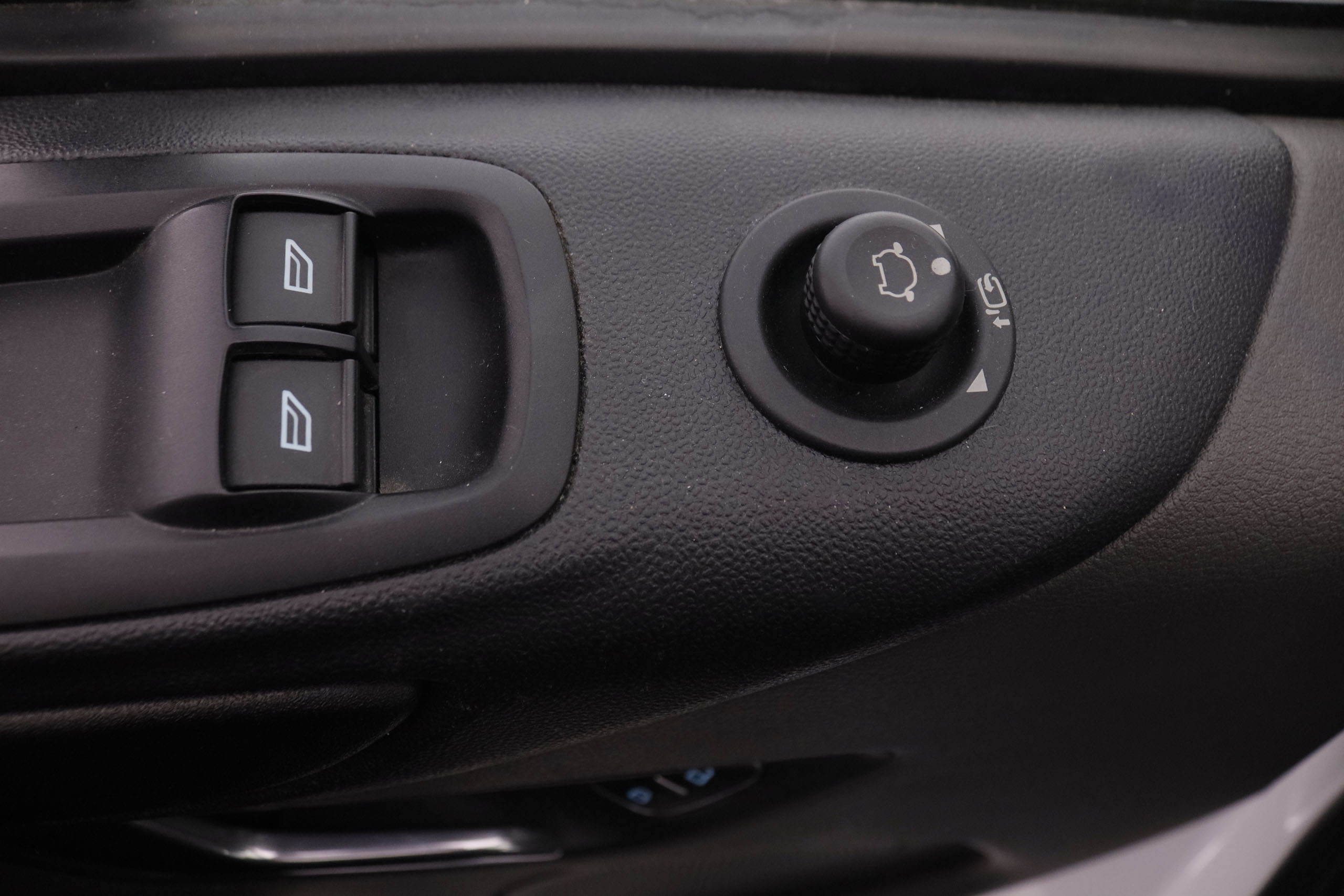 Ford Transit  Custom 2.0 ECOBLUE HYBRID L2H1 130CV 3P REFRIGERADO # IVA DEDUCIBLE,PARKTORNIC foto 22