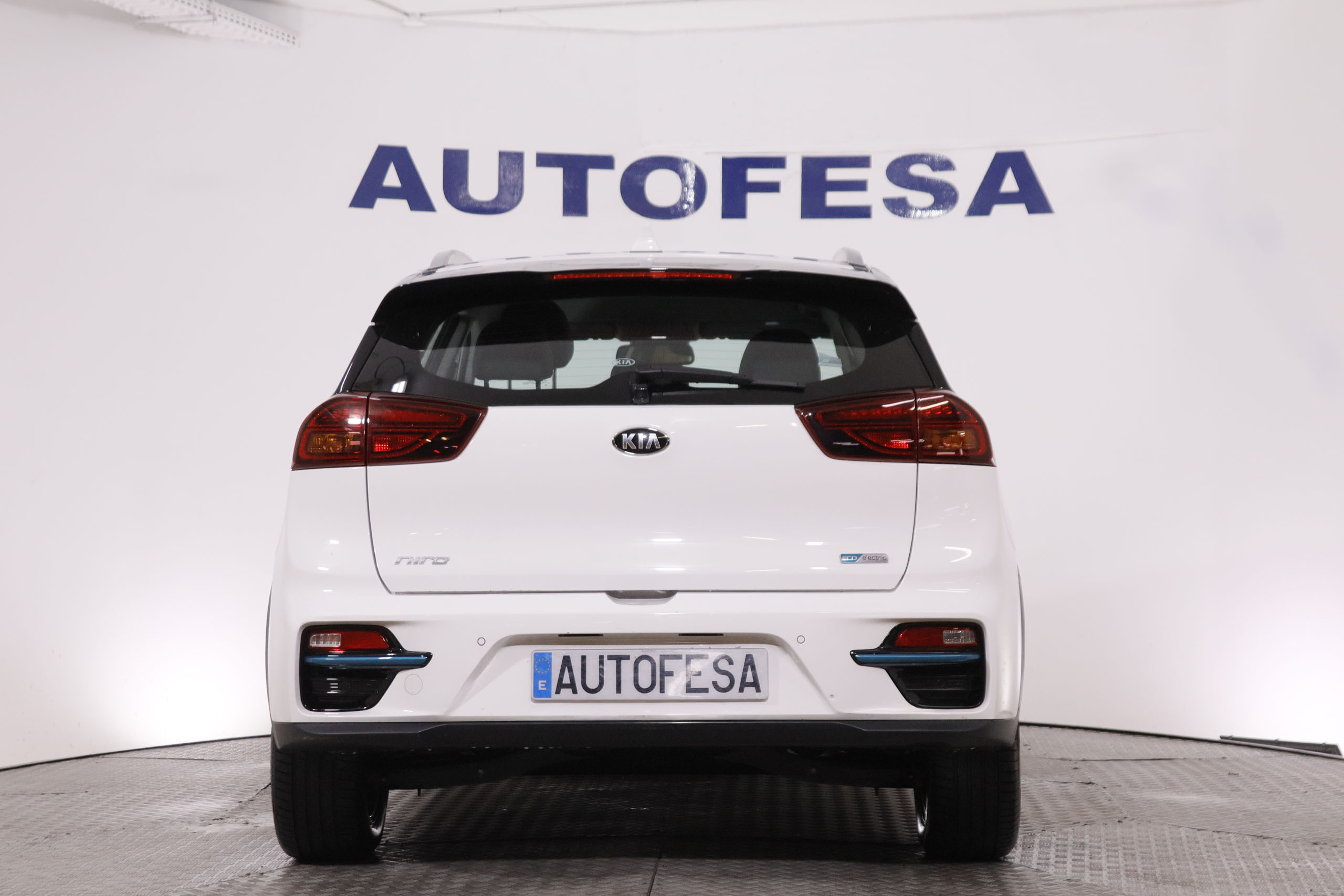 Kia E-NIRO ELECTRICO DRIVE LONG RANGE AUTO 204CV 5P # IVA DEDUCIBLE, NAVY, PARKTRONIC foto 6