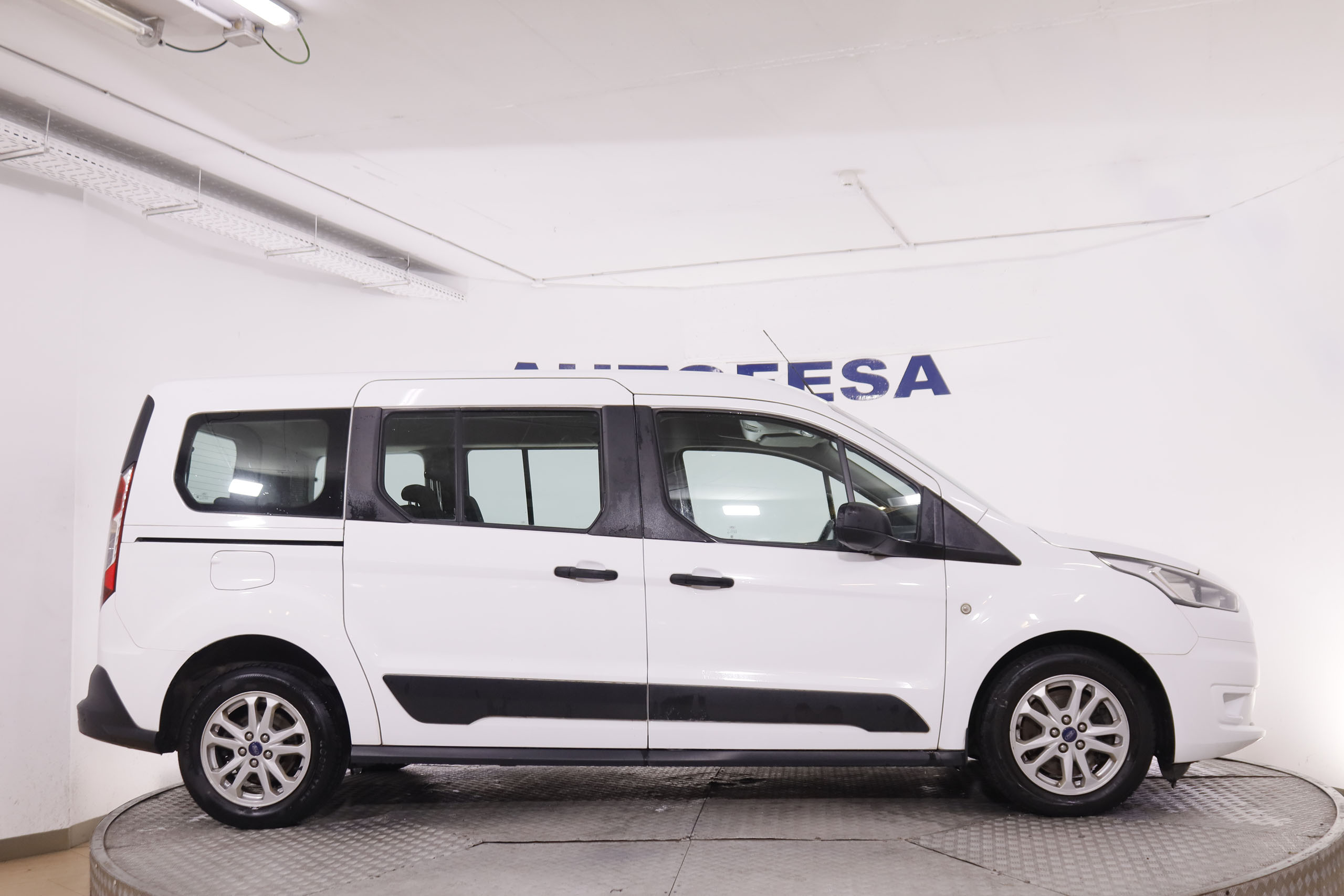 Ford Grand Tourneo 1.5 TDCI TREND 100CV 7 PLAZAS 5P # IVA DEDUCIBLE foto 13