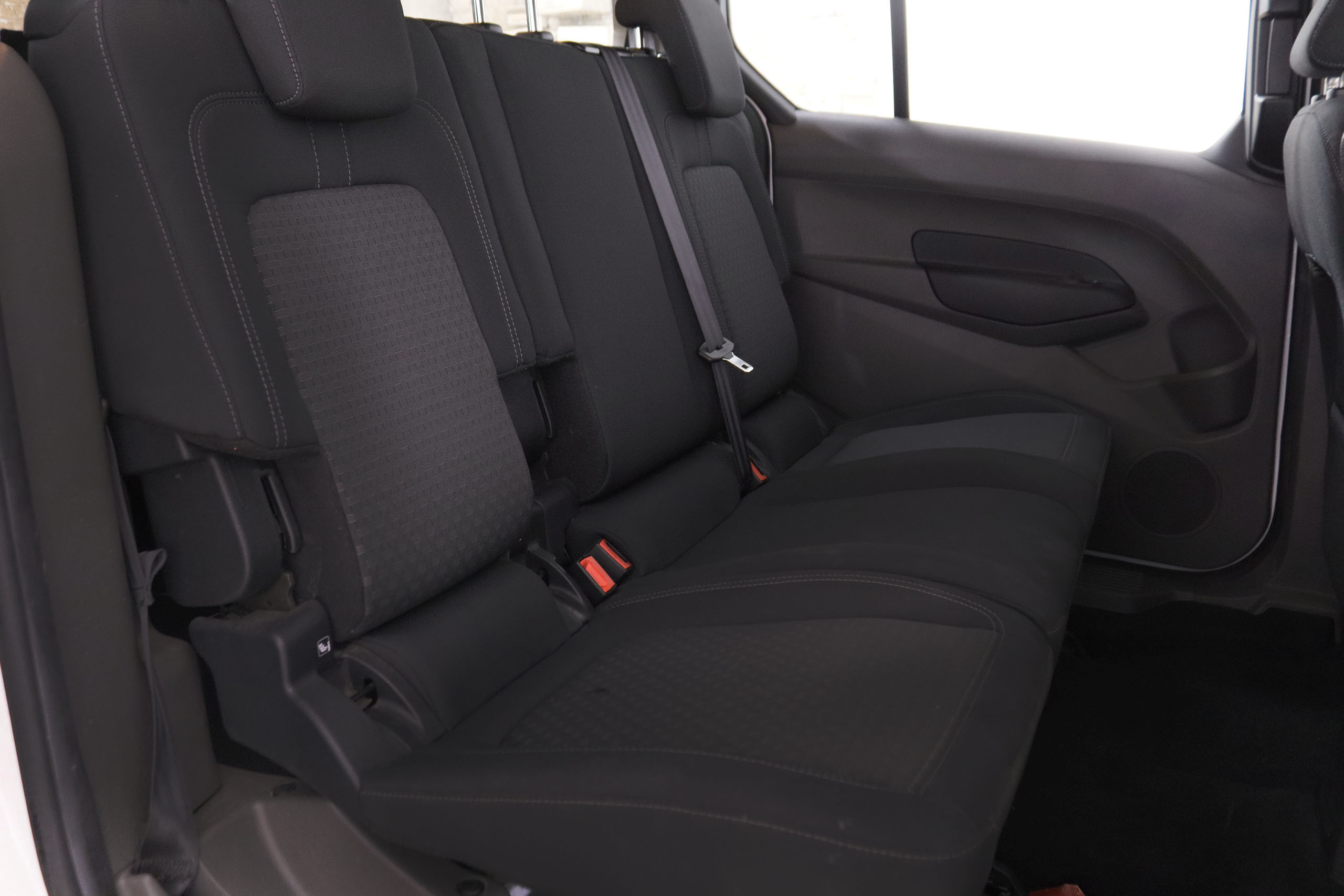 Ford Grand Tourneo 1.5 TDCI TREND 100CV 7 PLAZAS 5P # IVA DEDUCIBLE foto 22