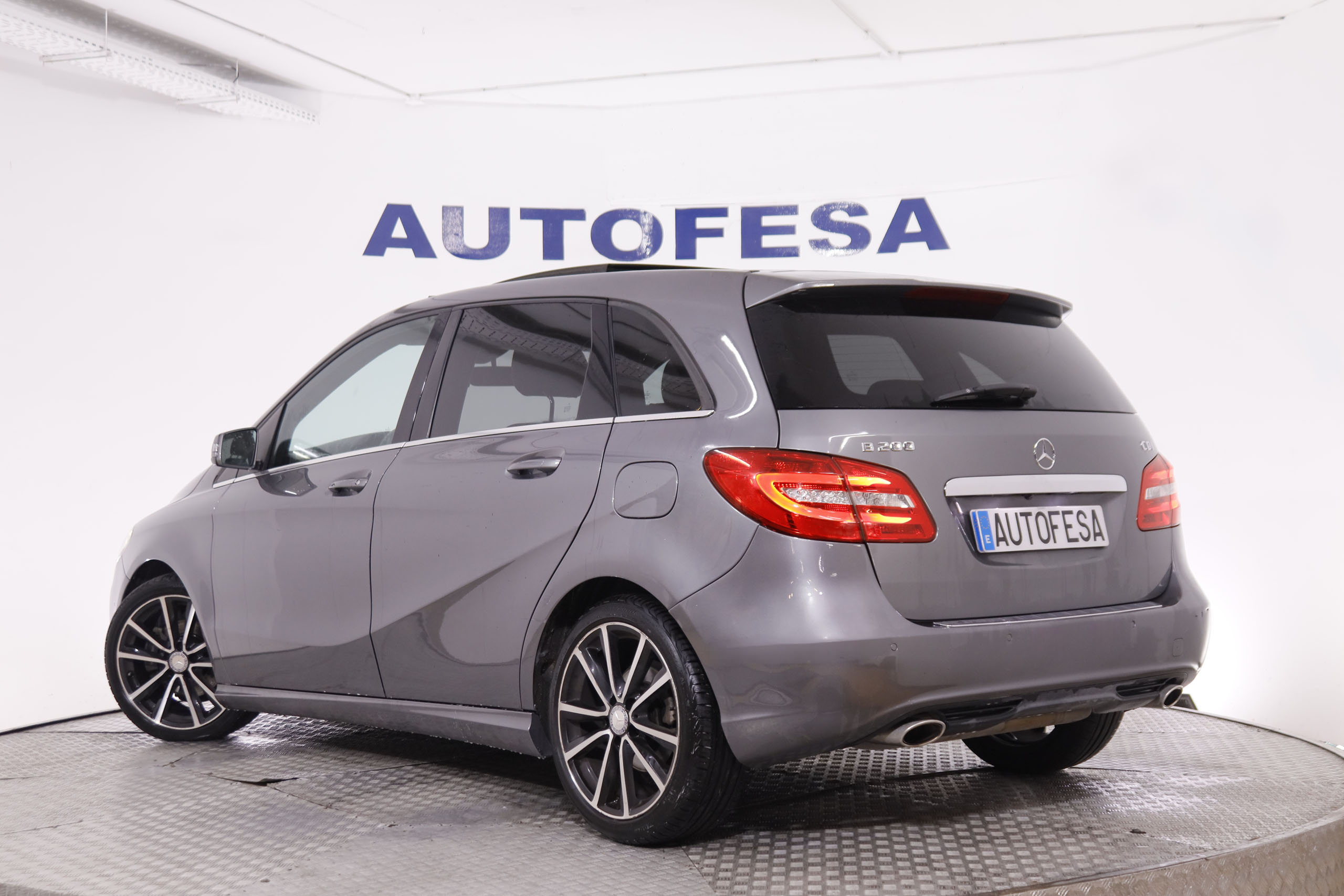Mercedes-benz B 200 CLASE B B200D SPORT AUTO 136CV 5P # TECHO ELEC PANORAMICO, NAVY foto 5