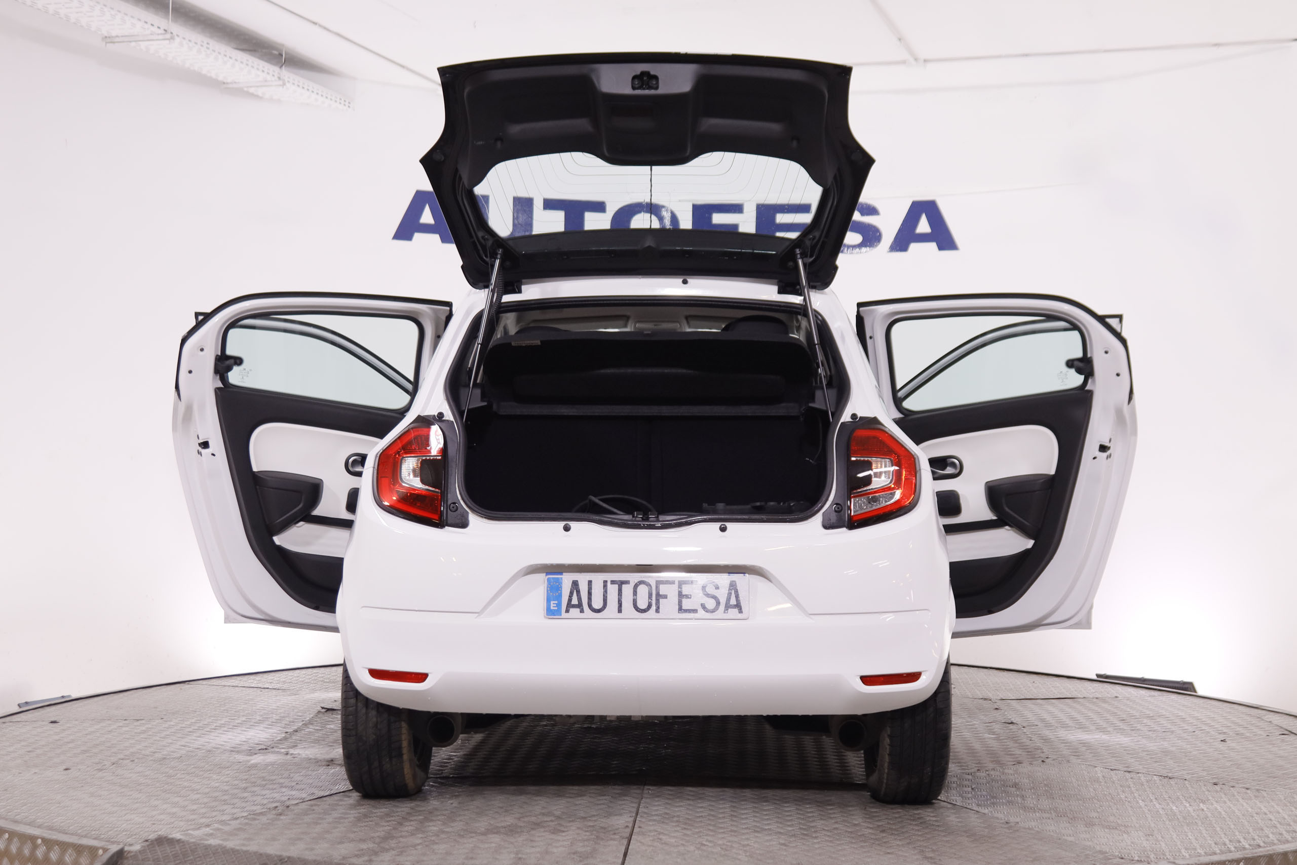 Renault Twingo ELECTRICO E-TECH EQUILIBRE AUTO 82CV 5P # IVA DEDUCIBLE foto 13