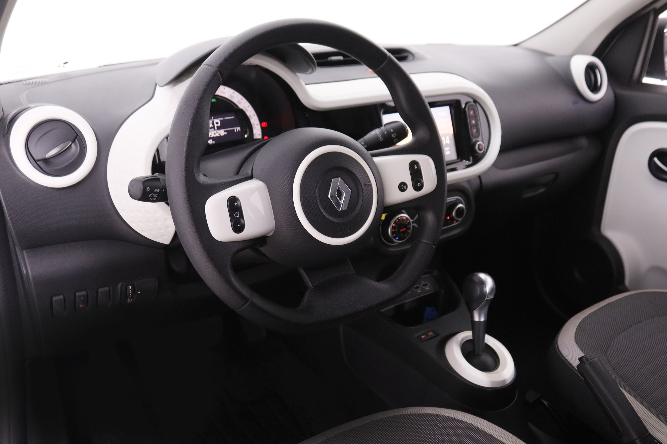 Renault Twingo ELECTRICO E-TECH EQUILIBRE AUTO 82CV 5P # IVA DEDUCIBLE foto 14