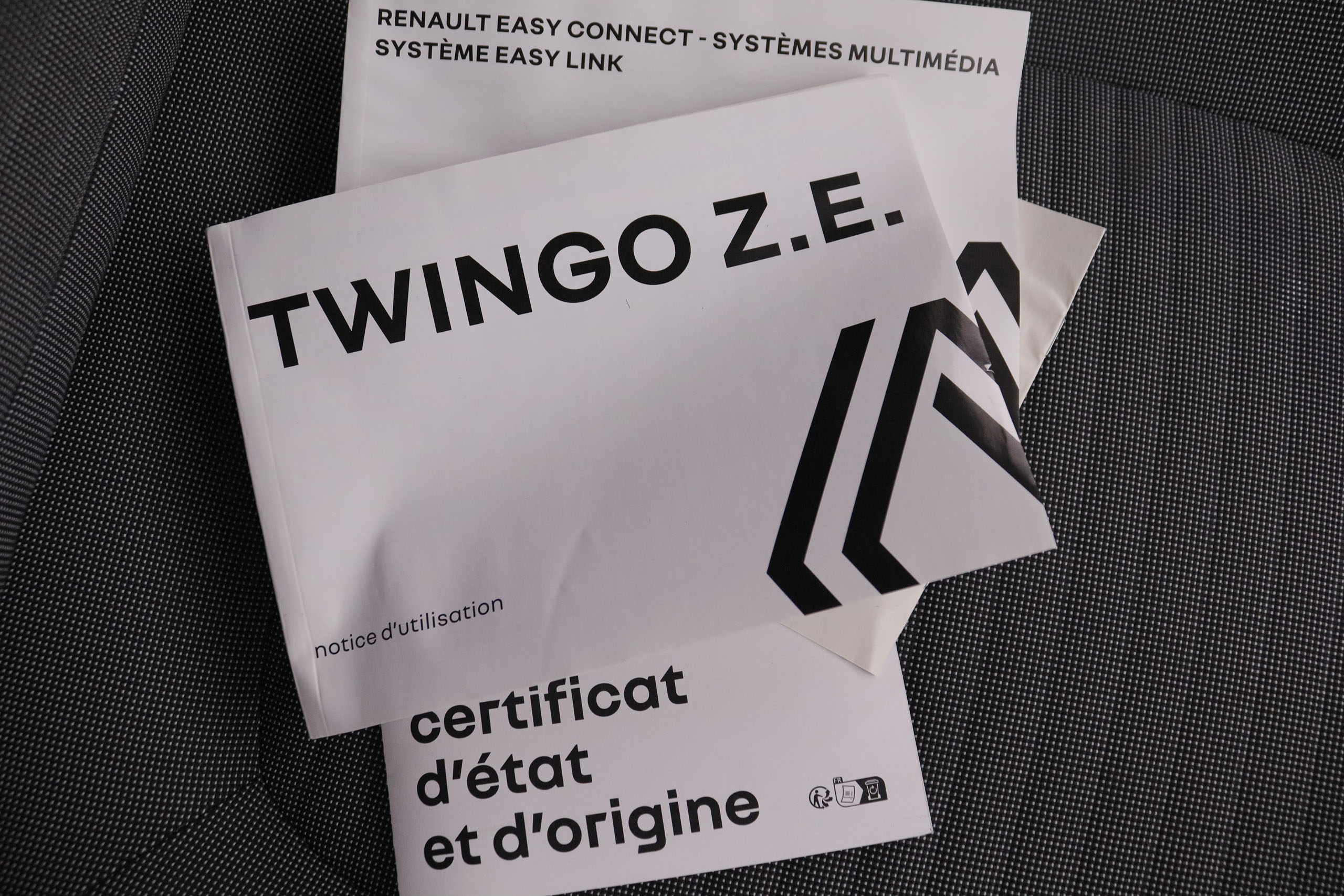 Renault Twingo ELECTRICO E-TECH EQUILIBRE AUTO 82CV 5P # IVA DEDUCIBLE foto 24