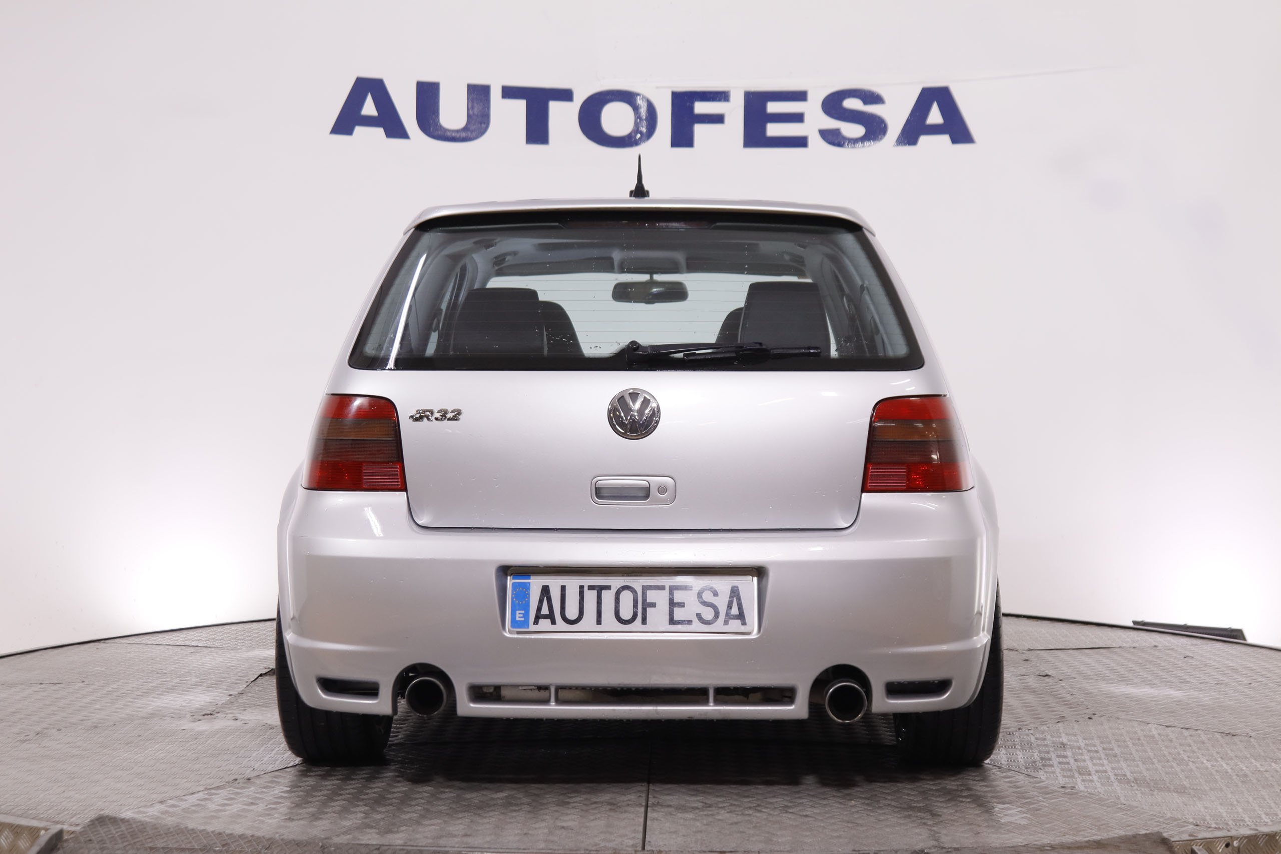 Volkswagen Golf R32 3.2 V6 240CV 4 MOTION 3P # TECHO ELE, CUERO,XENON foto 7