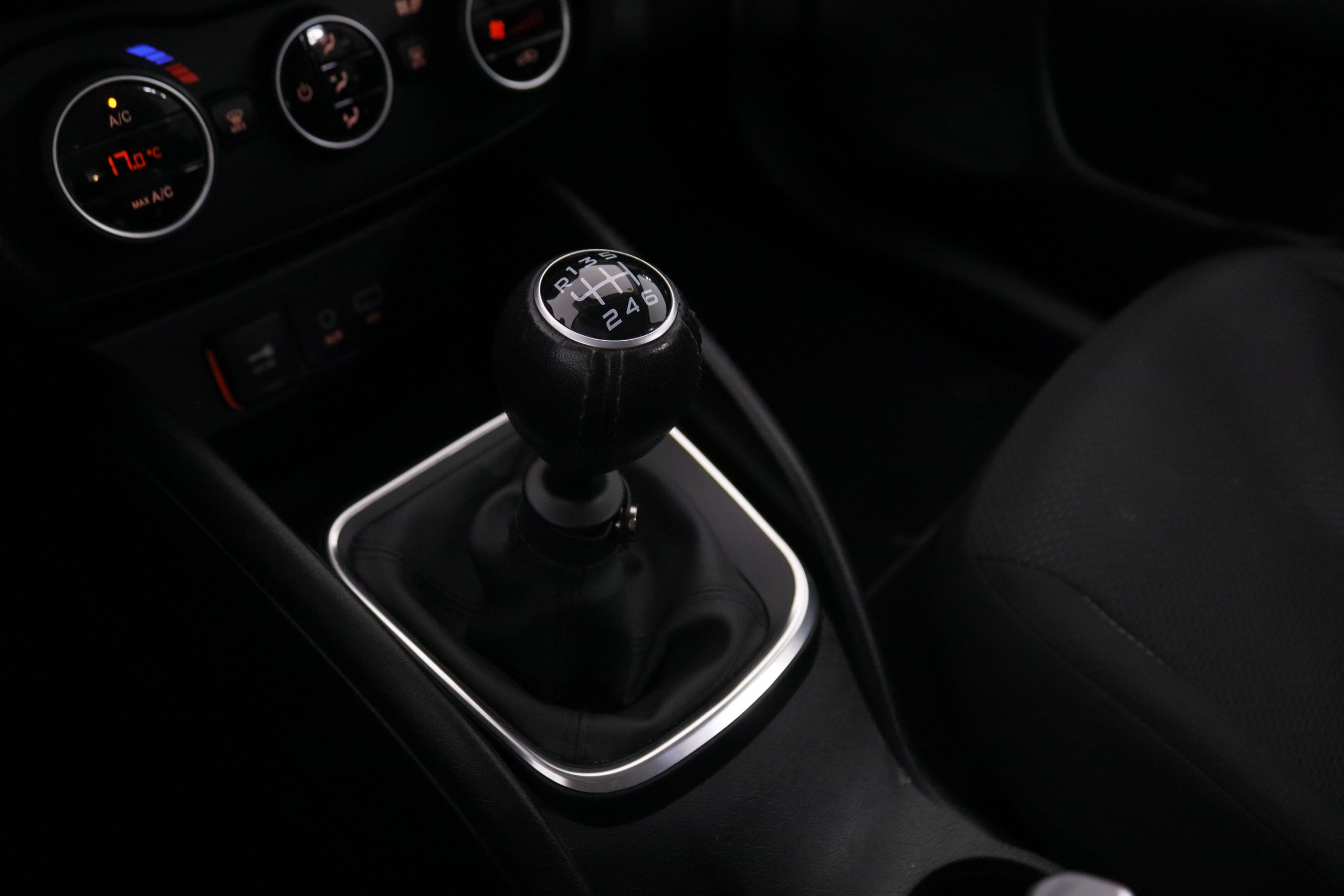 Fiat Tipo 1.6 D  MJET LOUNGE 120CV 5P # NAVY, PARKTRONIC foto 23