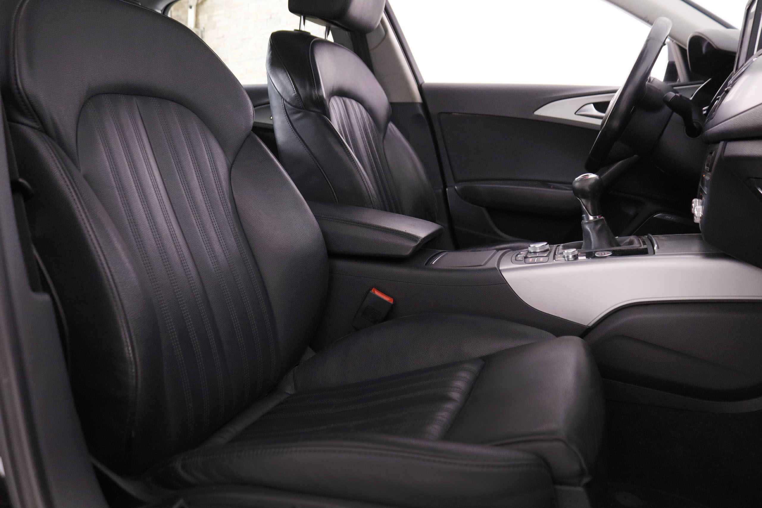 Audi A6 2.0 TDI 177CV 4P # CUERO, NAVY, PARKTRONIC foto 23