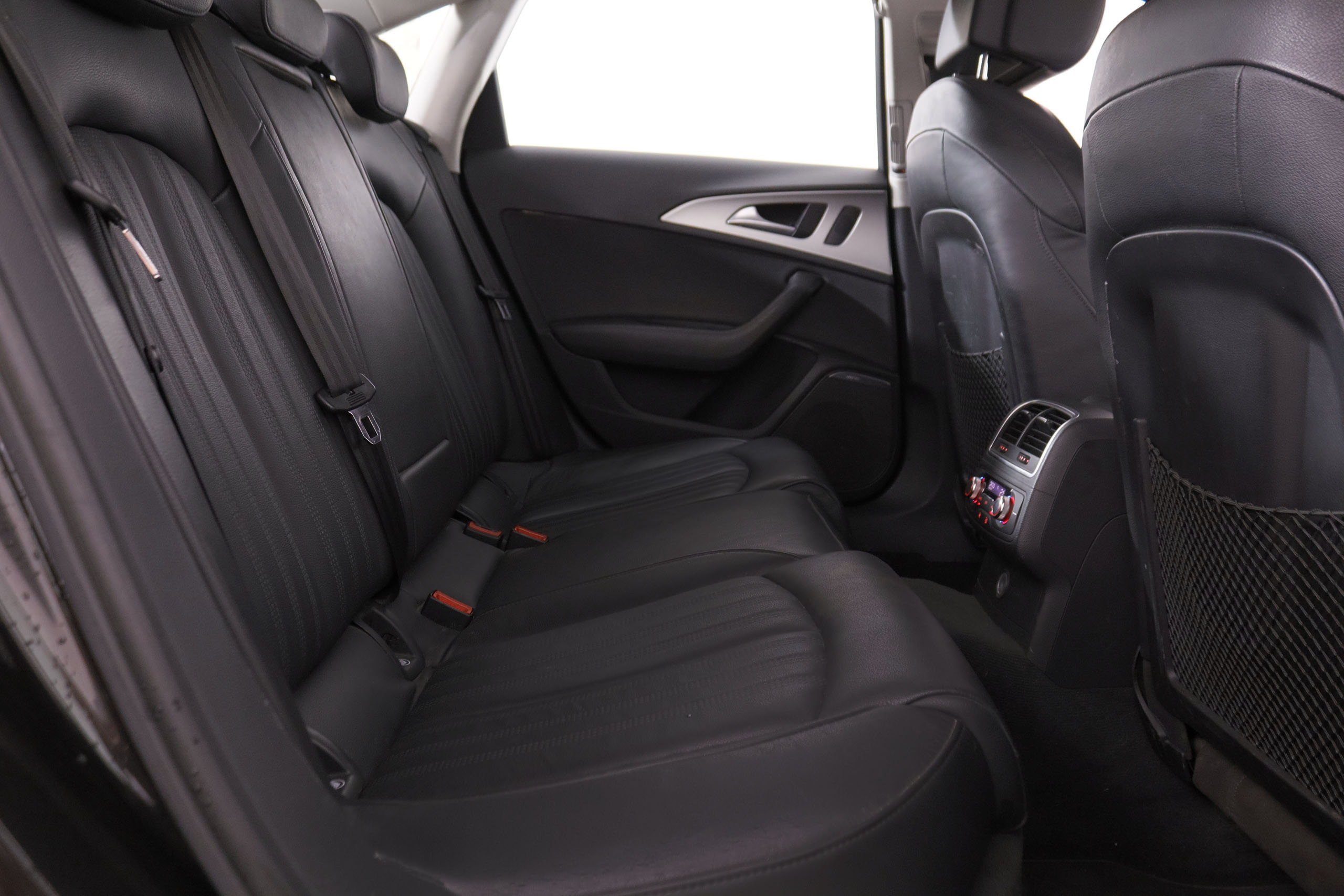 Audi A6 2.0 TDI 177CV 4P # CUERO, NAVY, PARKTRONIC foto 24