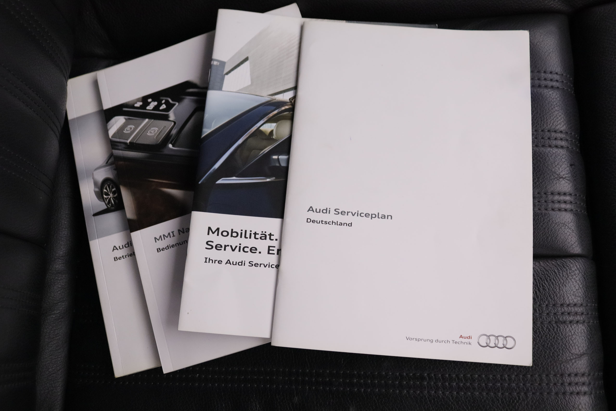 Audi A6 2.0 TDI 177CV 4P # CUERO, NAVY, PARKTRONIC foto 25