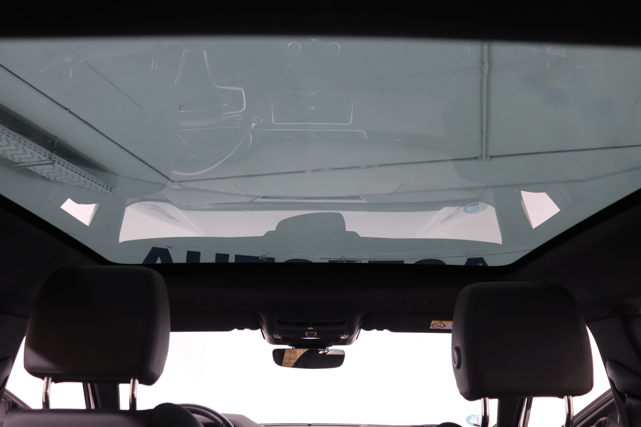 Land Rover Range Rover Evoque 2.0D MHEV R-DYNAMIC 4X4 AUTO 163CV 5P # IVA DEDUCIBLE, OPCIONES POR 2973€, CUERO, TECHO PANORAMICO foto 14