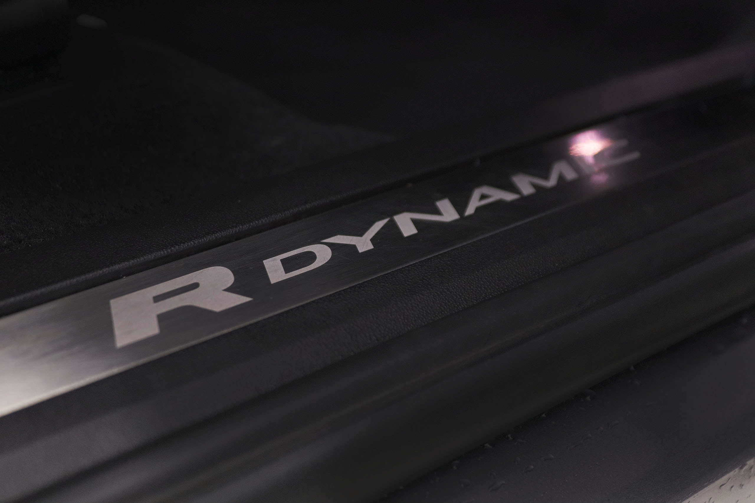 Land Rover Range Rover Evoque 2.0D MHEV R-DYNAMIC 4X4 AUTO 163CV 5P # IVA DEDUCIBLE, OPCIONES POR 2973€, CUERO, TECHO PANORAMICO foto 30