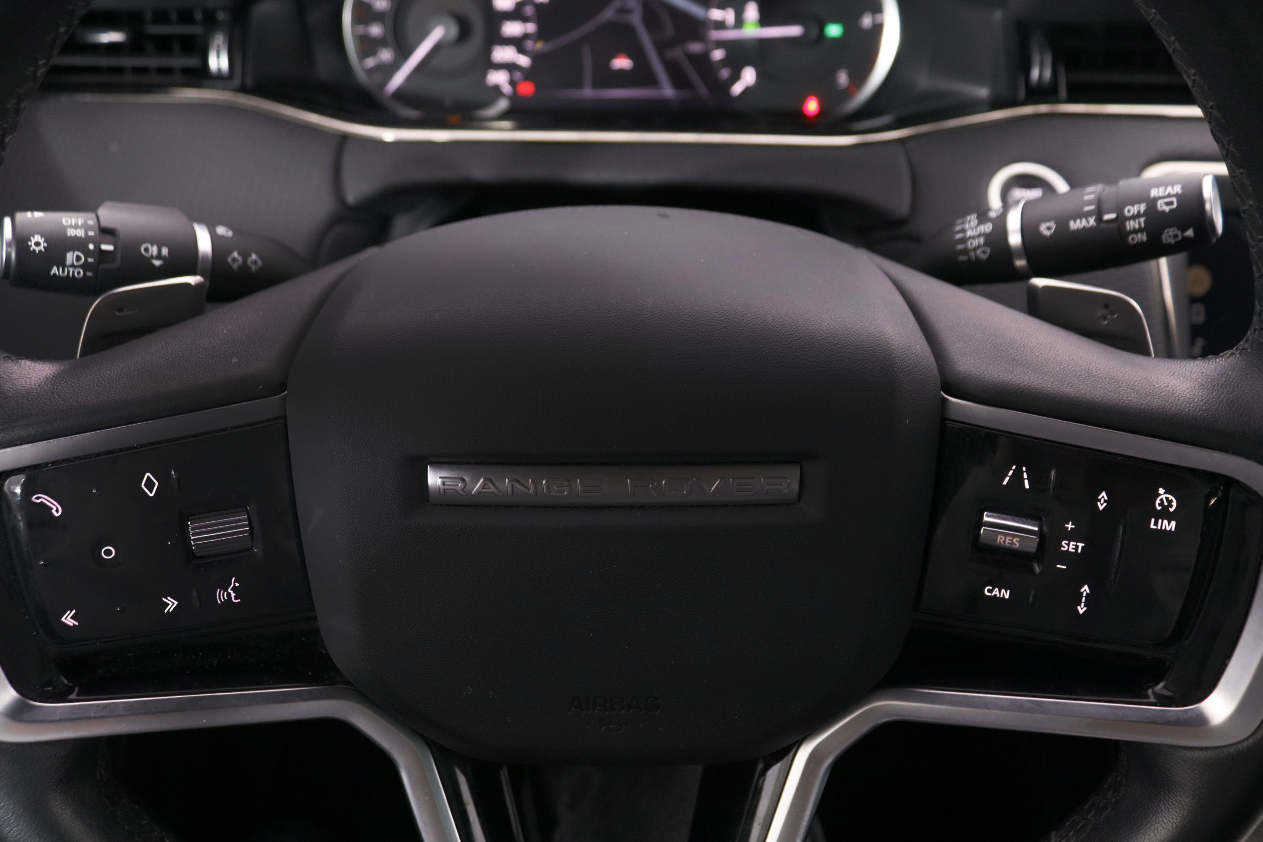 Land Rover Range Rover Evoque 2.0D MHEV R-DYNAMIC 4X4 AUTO 163CV 5P # IVA DEDUCIBLE, OPCIONES POR 2973€, CUERO, TECHO PANORAMICO foto 18