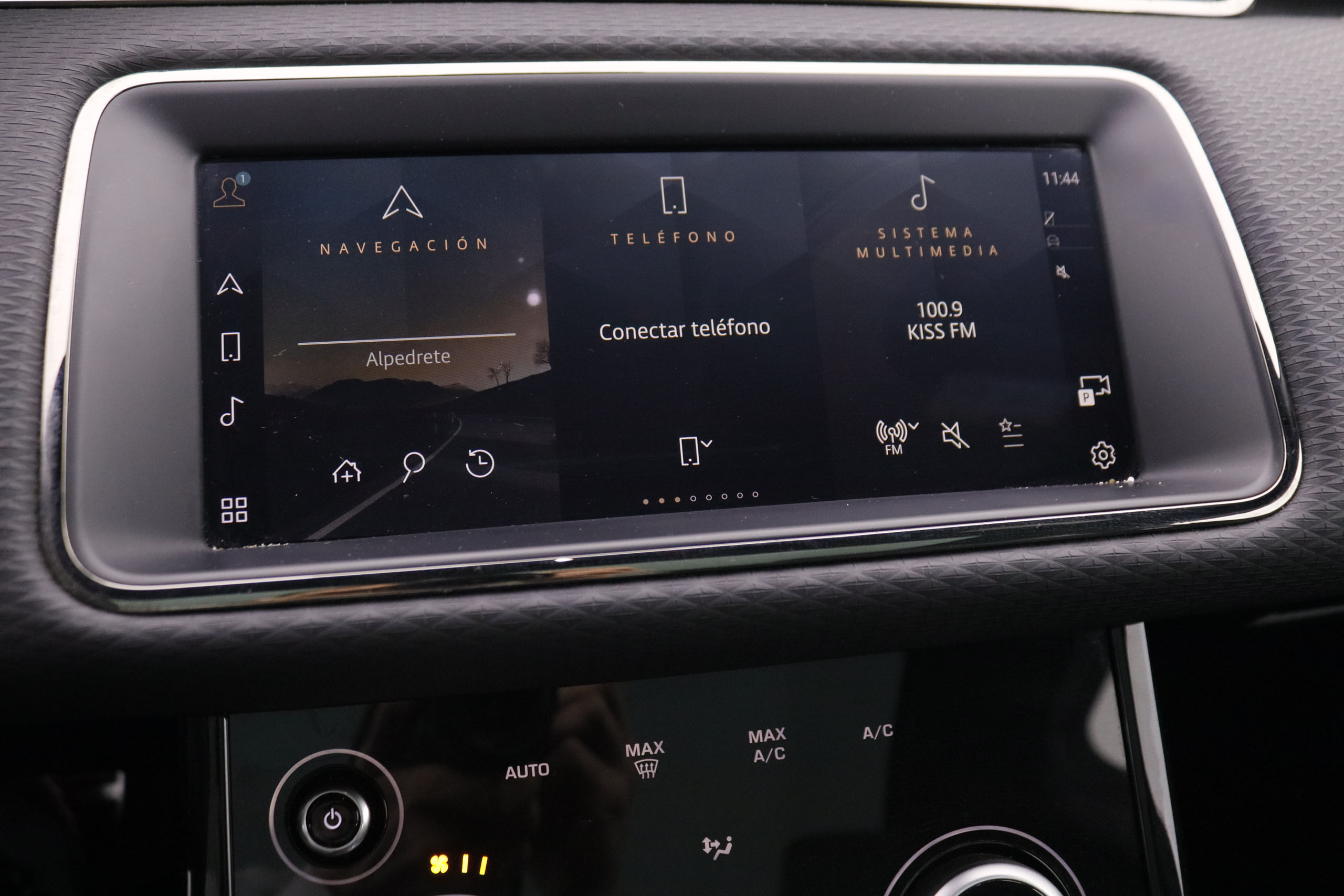 Land Rover Range Rover Evoque 2.0D MHEV R-DYNAMIC 4X4 AUTO 163CV 5P # IVA DEDUCIBLE, OPCIONES POR 2973€, CUERO, TECHO PANORAMICO foto 23