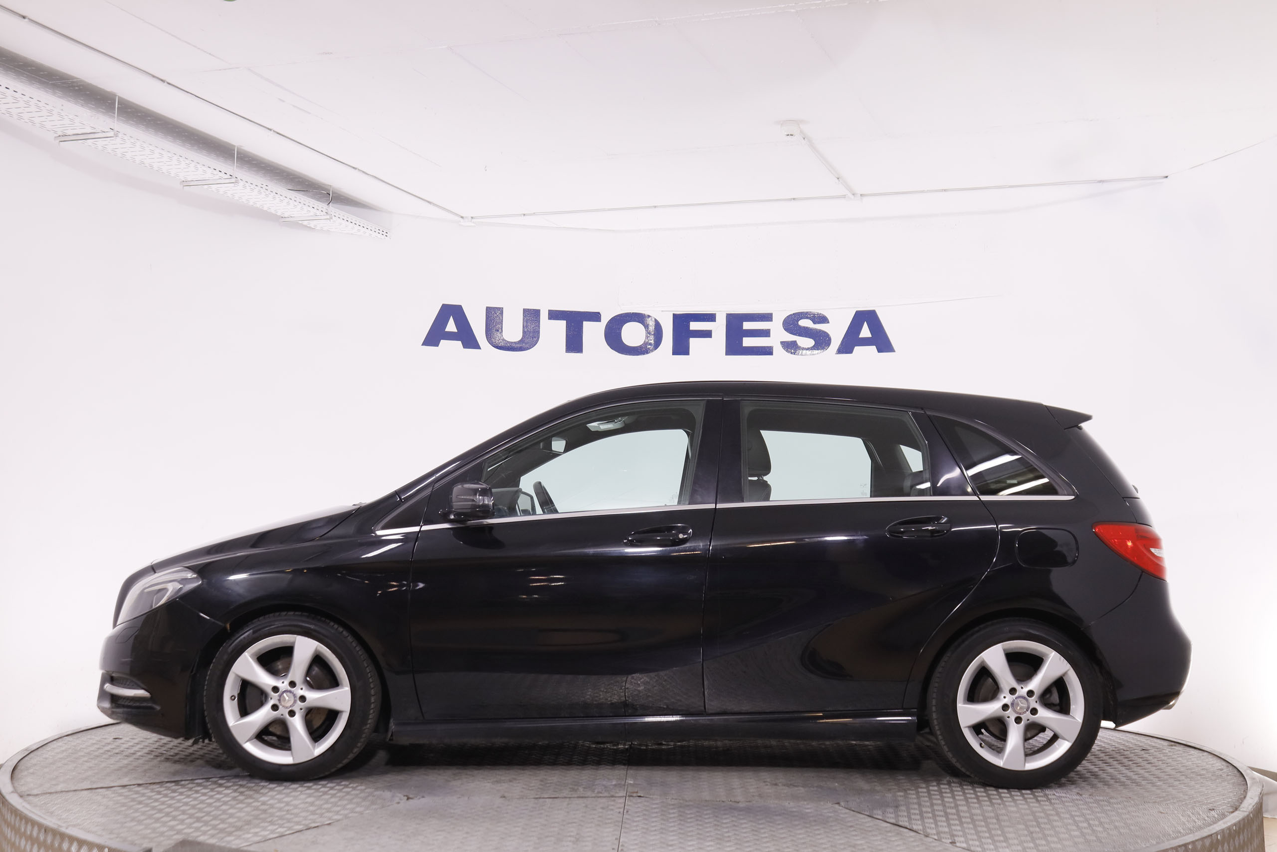 Mercedes-benz B 180 CLASE B B180D 109CV 5P # NAVY, PARKTRONIC foto 9