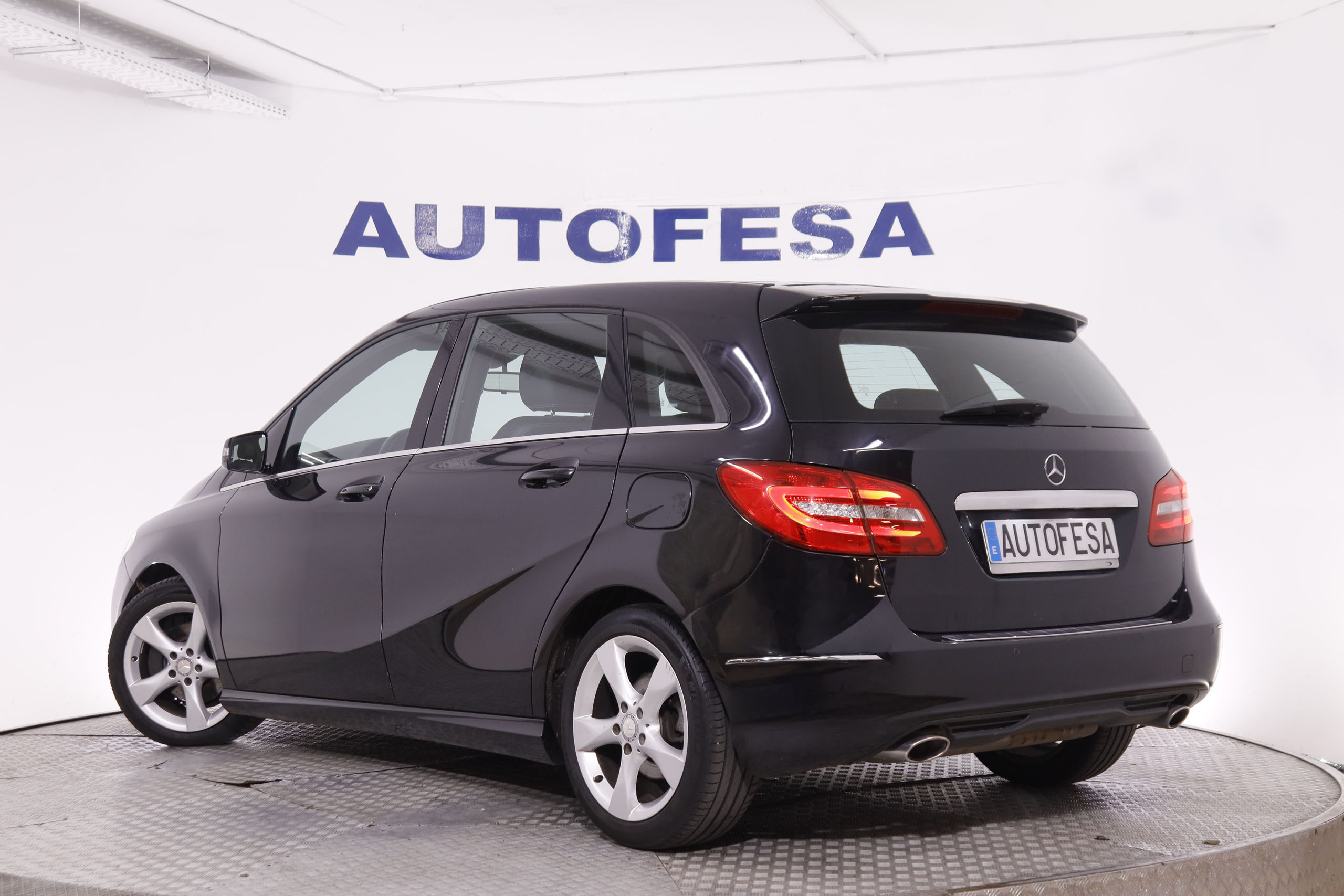 Mercedes-benz B 180 CLASE B B180D 109CV 5P # NAVY, PARKTRONIC foto 7