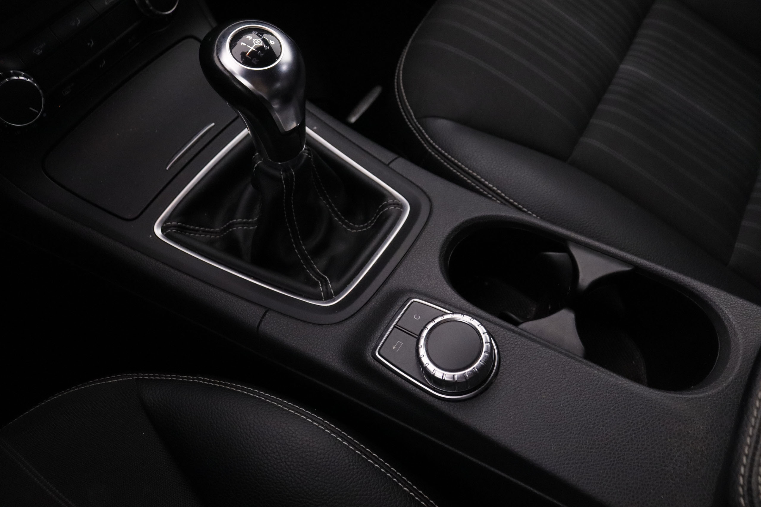 Mercedes-benz B 180 CLASE B B180D 109CV 5P # NAVY, PARKTRONIC foto 20