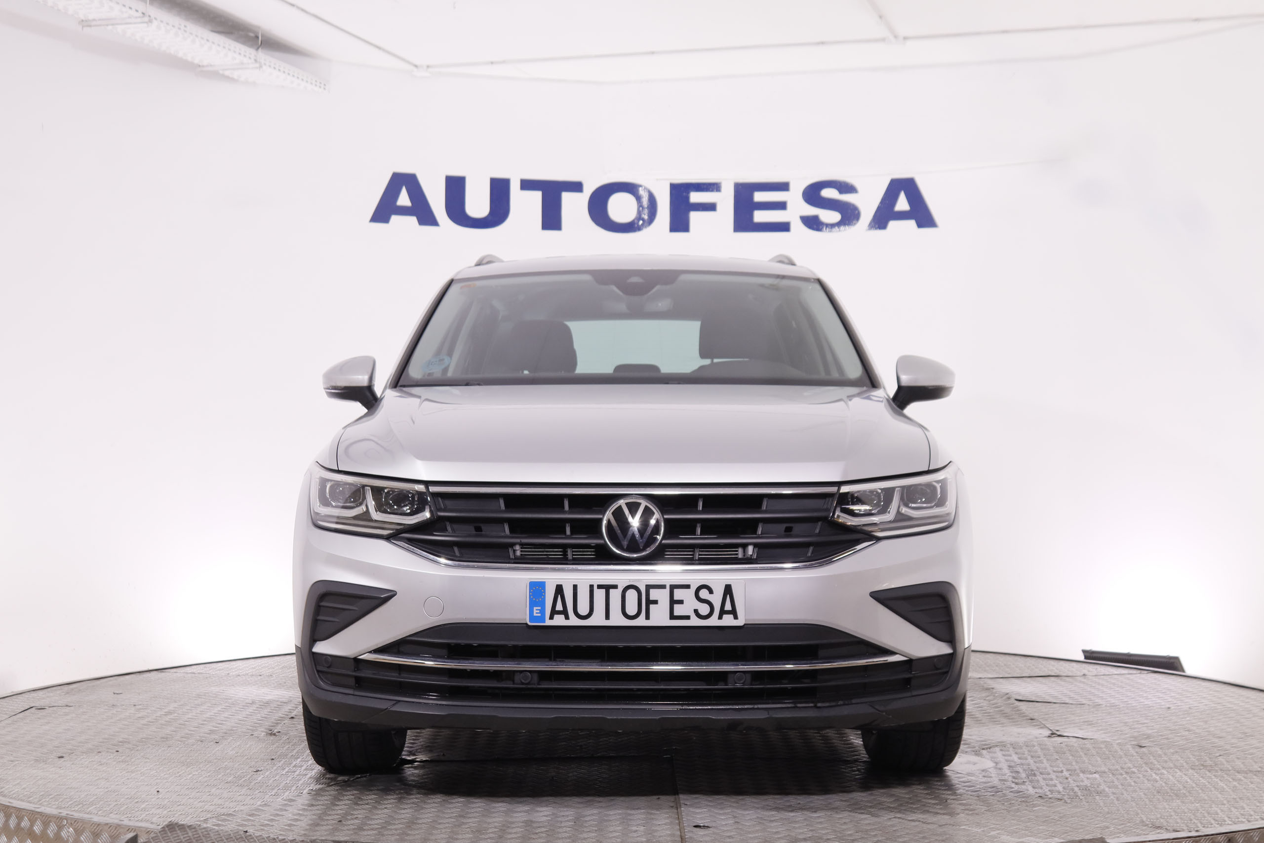 Volkswagen Tiguan 2.0 TDI LIFE 150CV 5P # IVA DEDUCIBLE, NAVY, PARKTRONIC foto 2