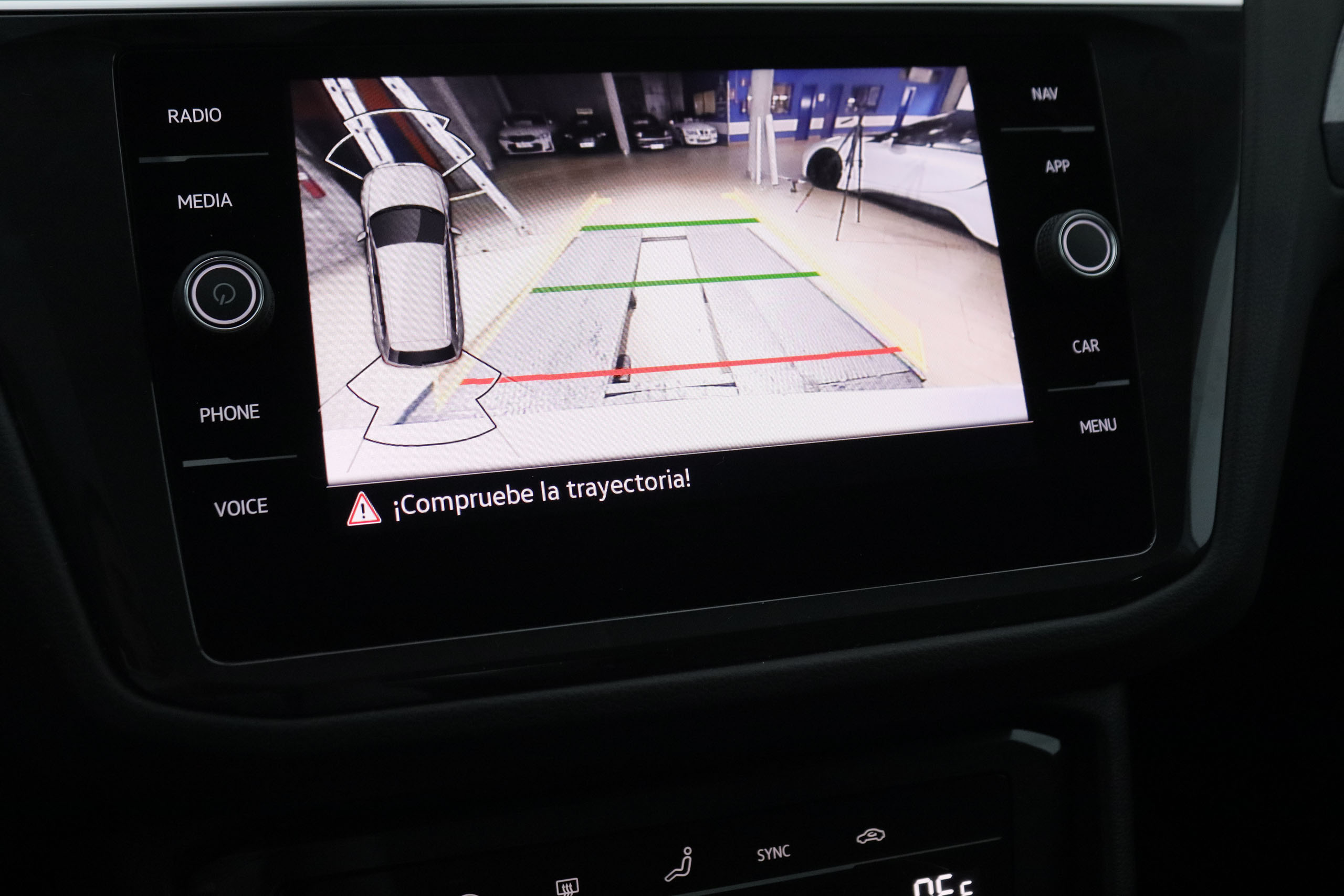 Volkswagen Tiguan 2.0 TDI LIFE 150CV 5P # IVA DEDUCIBLE, NAVY, PARKTRONIC foto 20